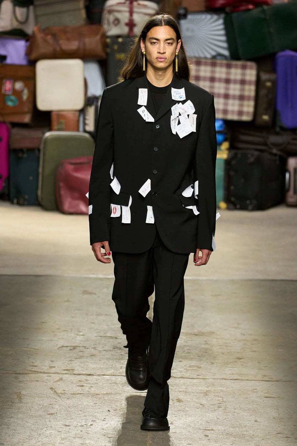 Moschino Printemps Été 2025 Runway Magazine (21)