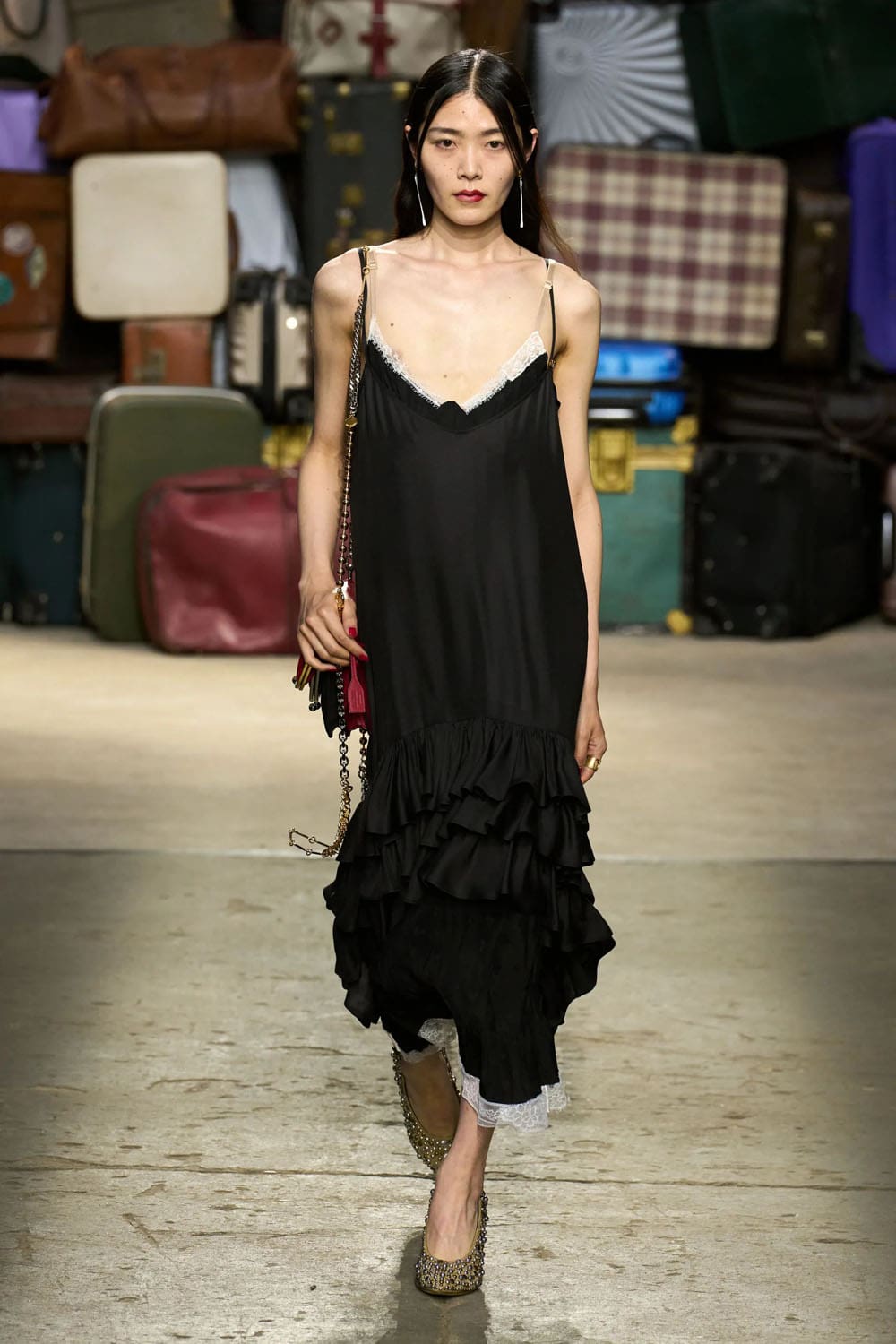 Moschino Printemps Été 2025 Runway Magazine (24)