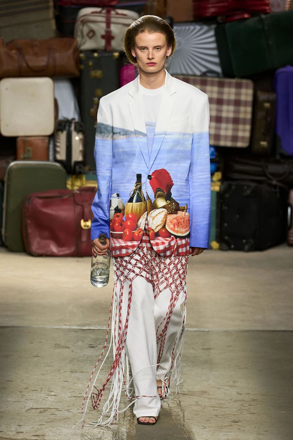 Moschino Printemps Été 2025 Runway Magazine (30)