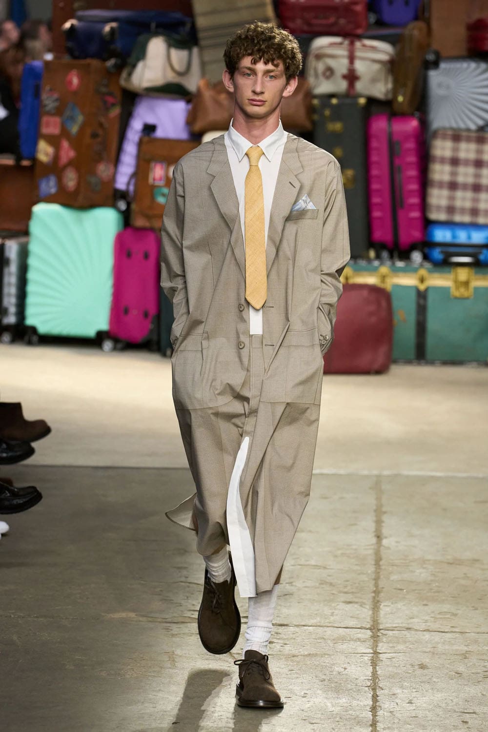 Moschino Printemps Été 2025 Runway Magazine (41)