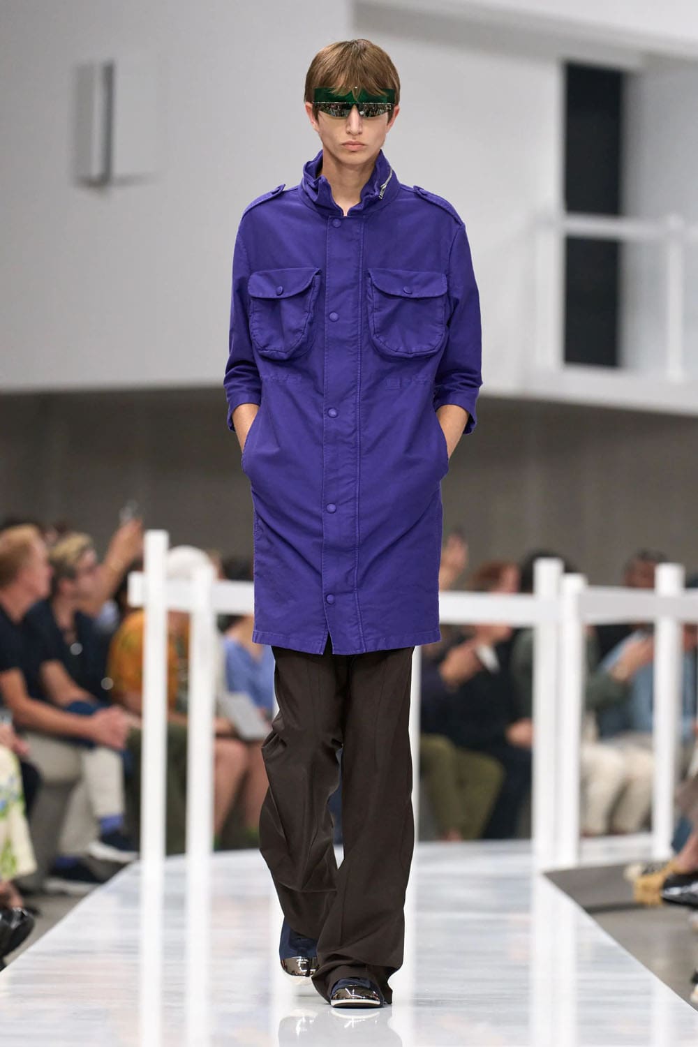 Prada Primavera Verano 2025 Moda masculina Runway Revista (24)