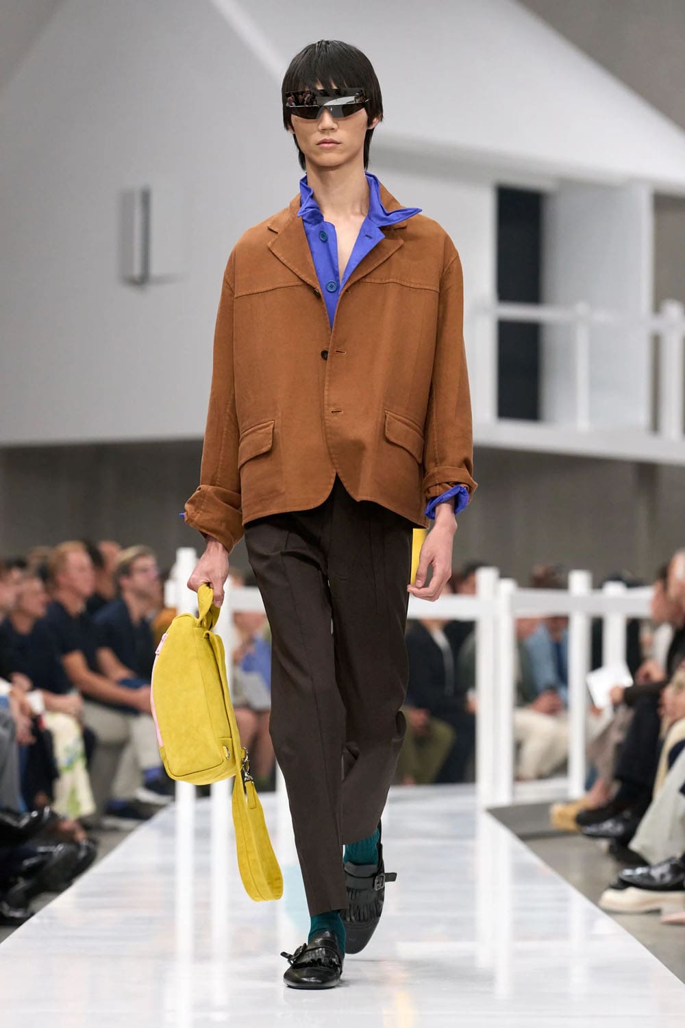Prada Primavera Verano 2025 Moda masculina Runway Revista (33)