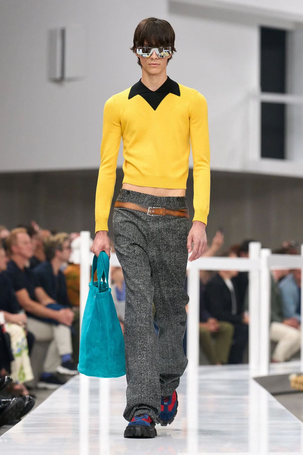 Prada Primavera Verano 2025 Moda masculina Runway Revista (34)