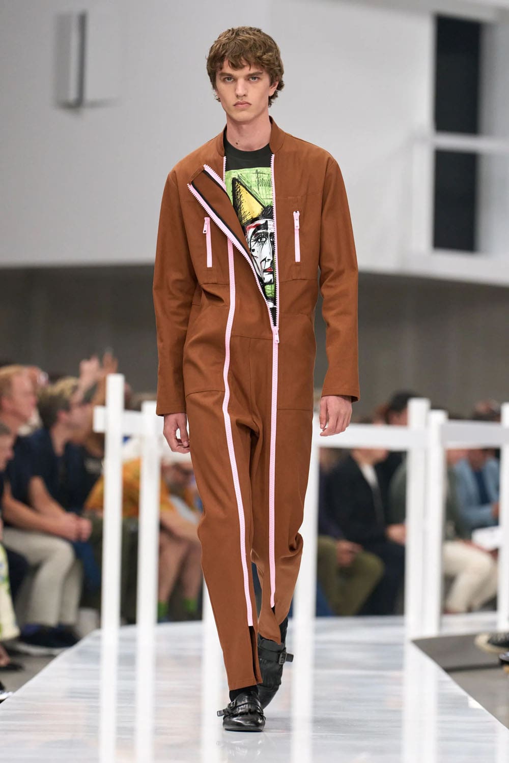 Prada Primavera Verano 2025 Moda masculina Runway Revista (50)