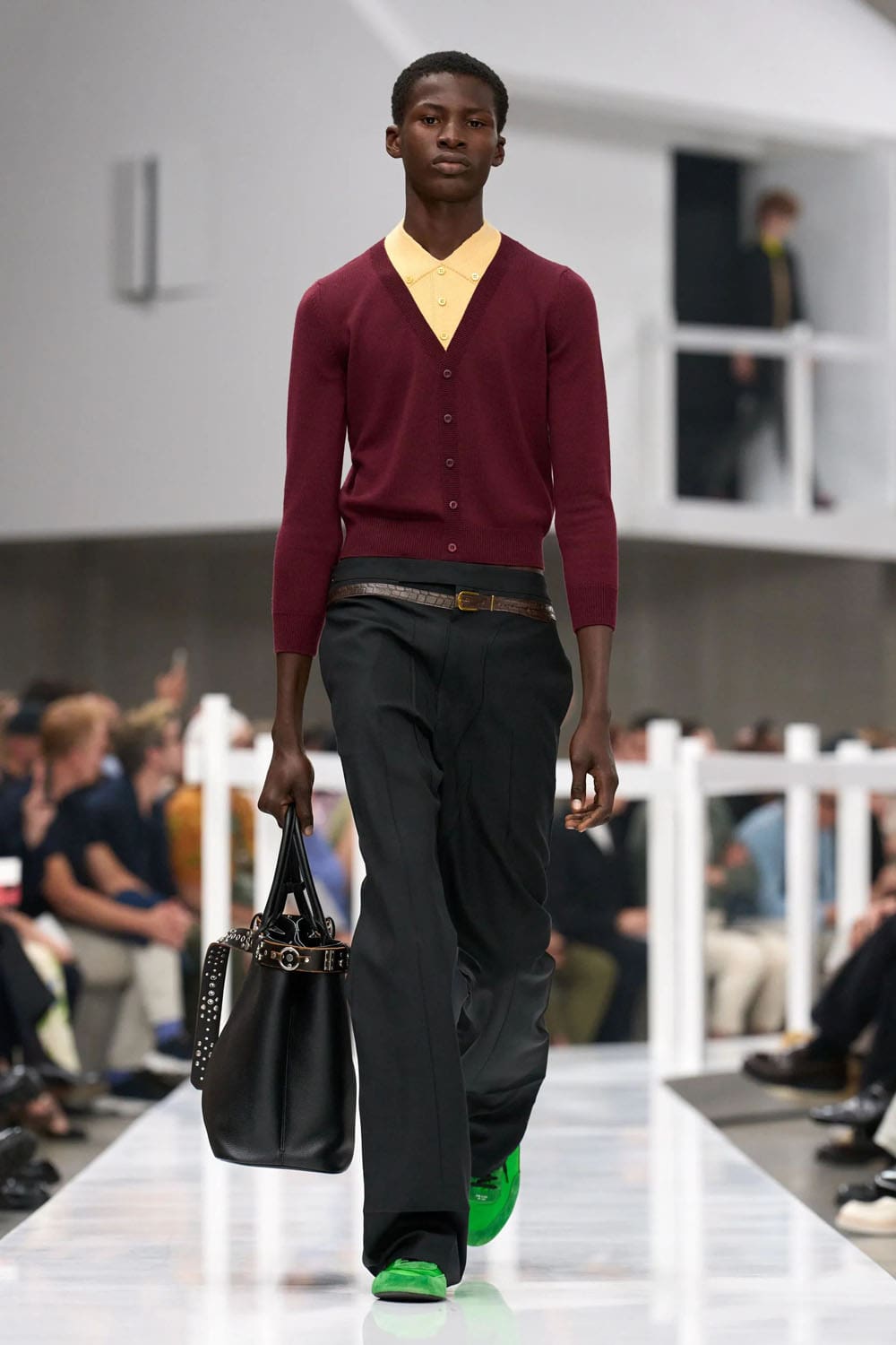 Prada Primavera Verano 2025 Moda masculina Runway Revista (8)