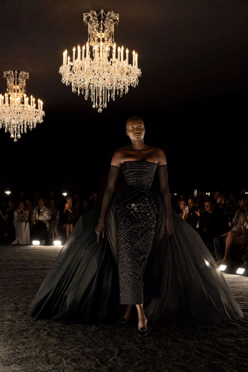 Schiaparelli Alta Costura Outono Inverno 2024 2025 Runway Revista (15)