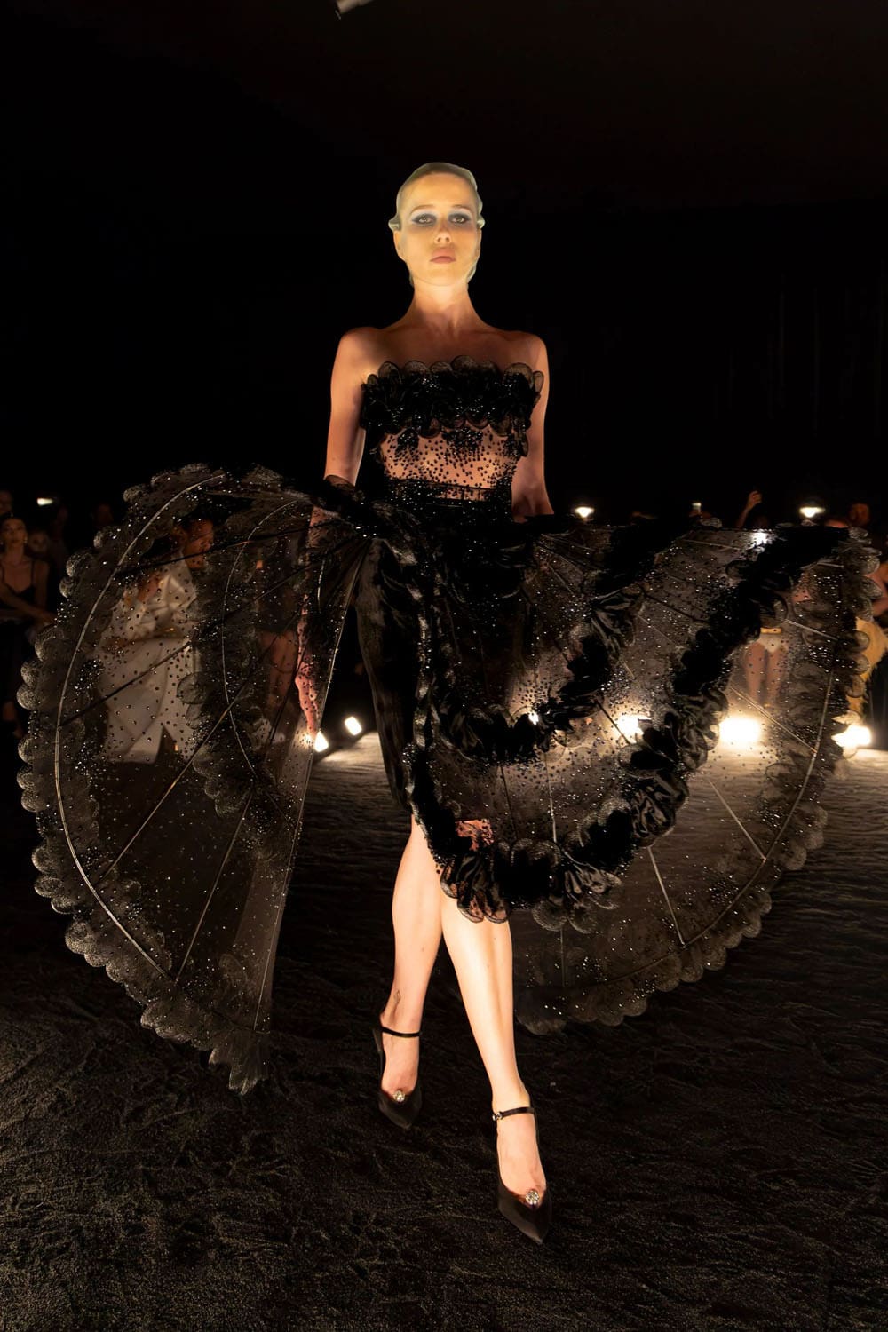 Schiaparelli Alta Costura Outono Inverno 2024 2025 Runway Revista (22)