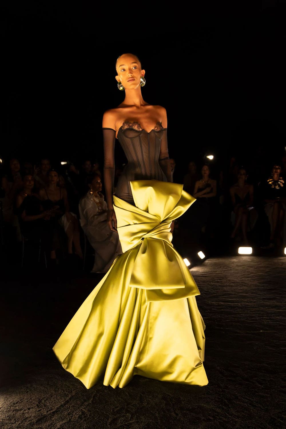 Schiaparelli Alta Costura Outono Inverno 2024 2025 Runway Revista (26)