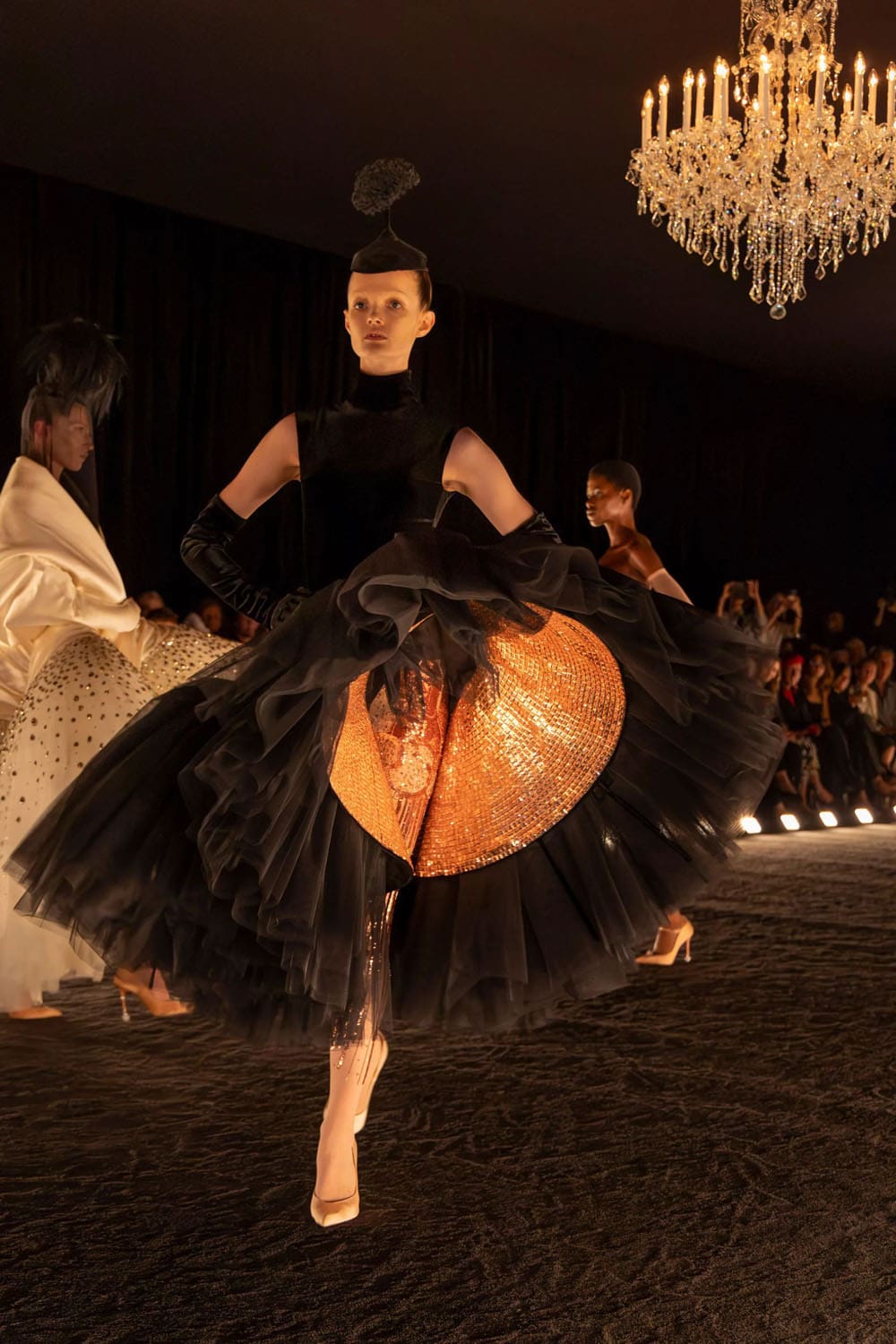 Schiaparelli Alta Costura Outono Inverno 2024 2025 Runway Revista (28)