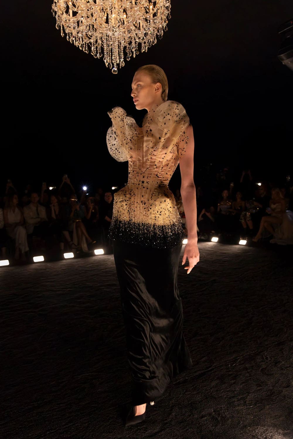 Schiaparelli Alta Costura Outono Inverno 2024 2025 Runway Revista (31)