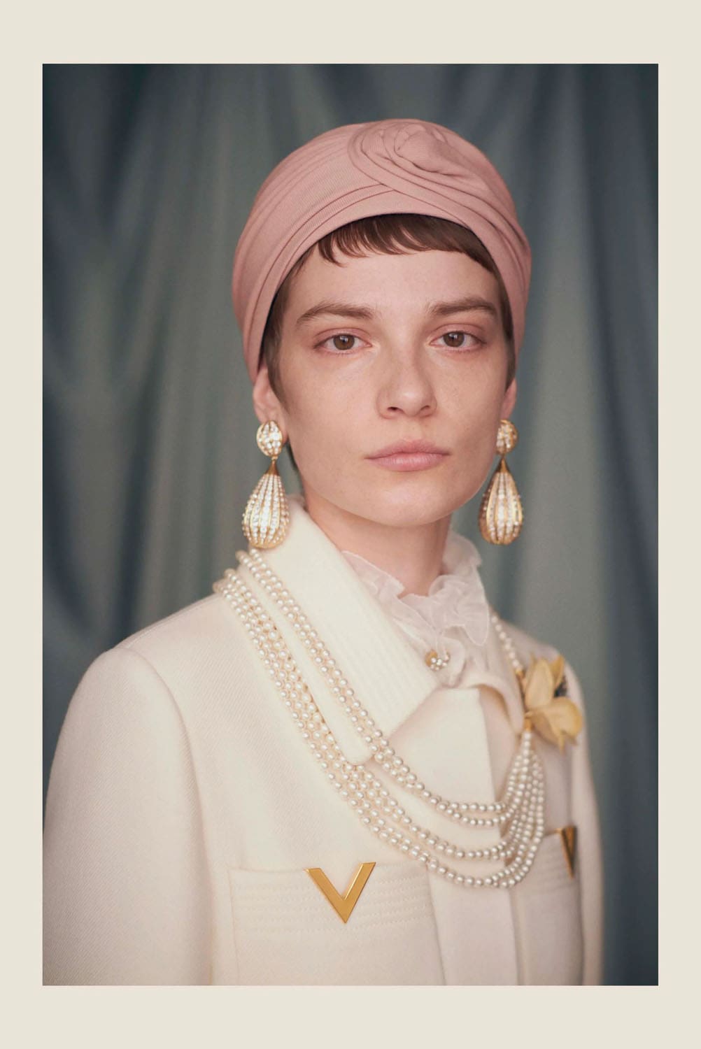 Valentino by Alessandro Michele Resort 2025 Close Up Runway Magazine (4)