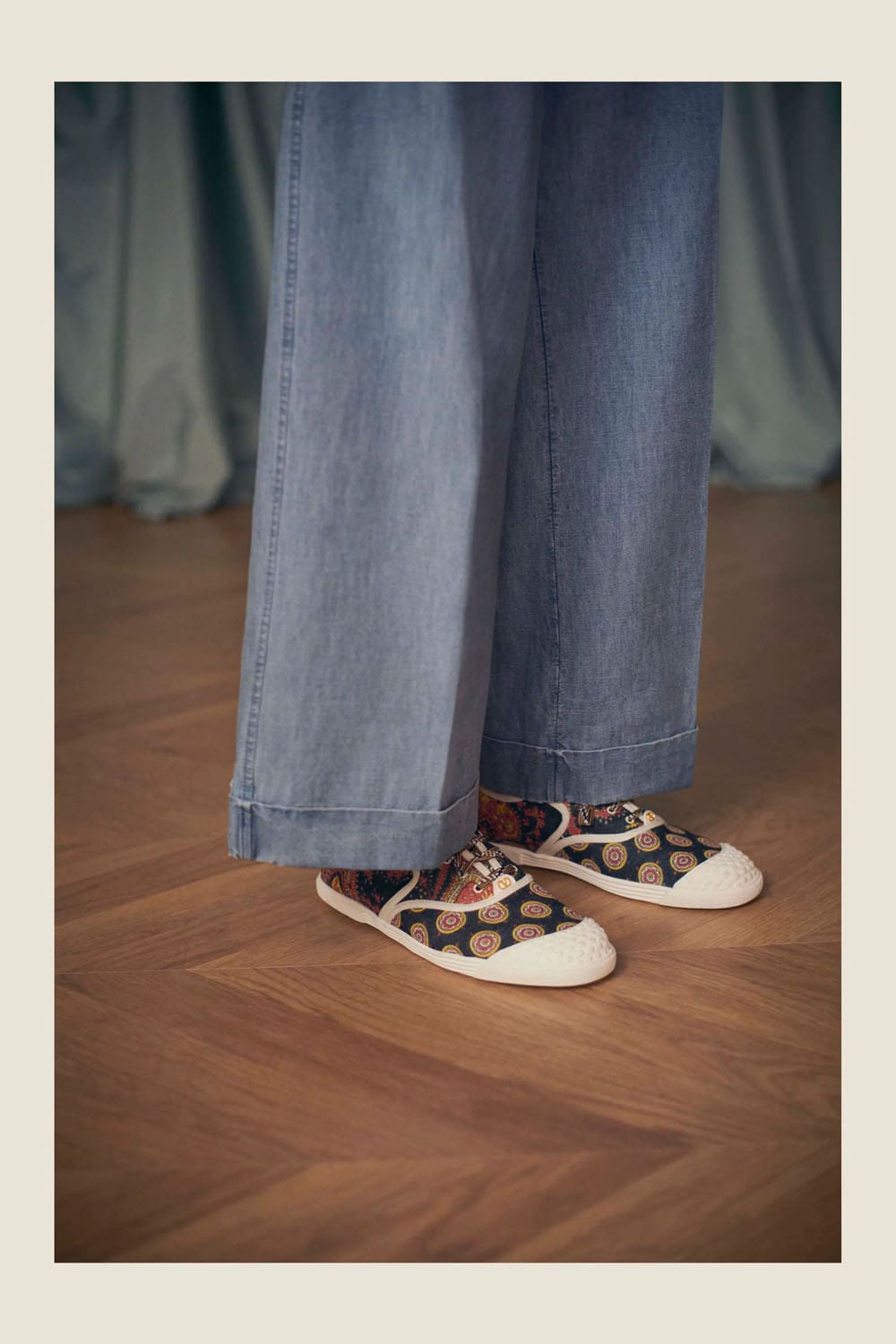 Valentino by Alessandro Michele Resort 2025 Close Up Runway Magazine (43)