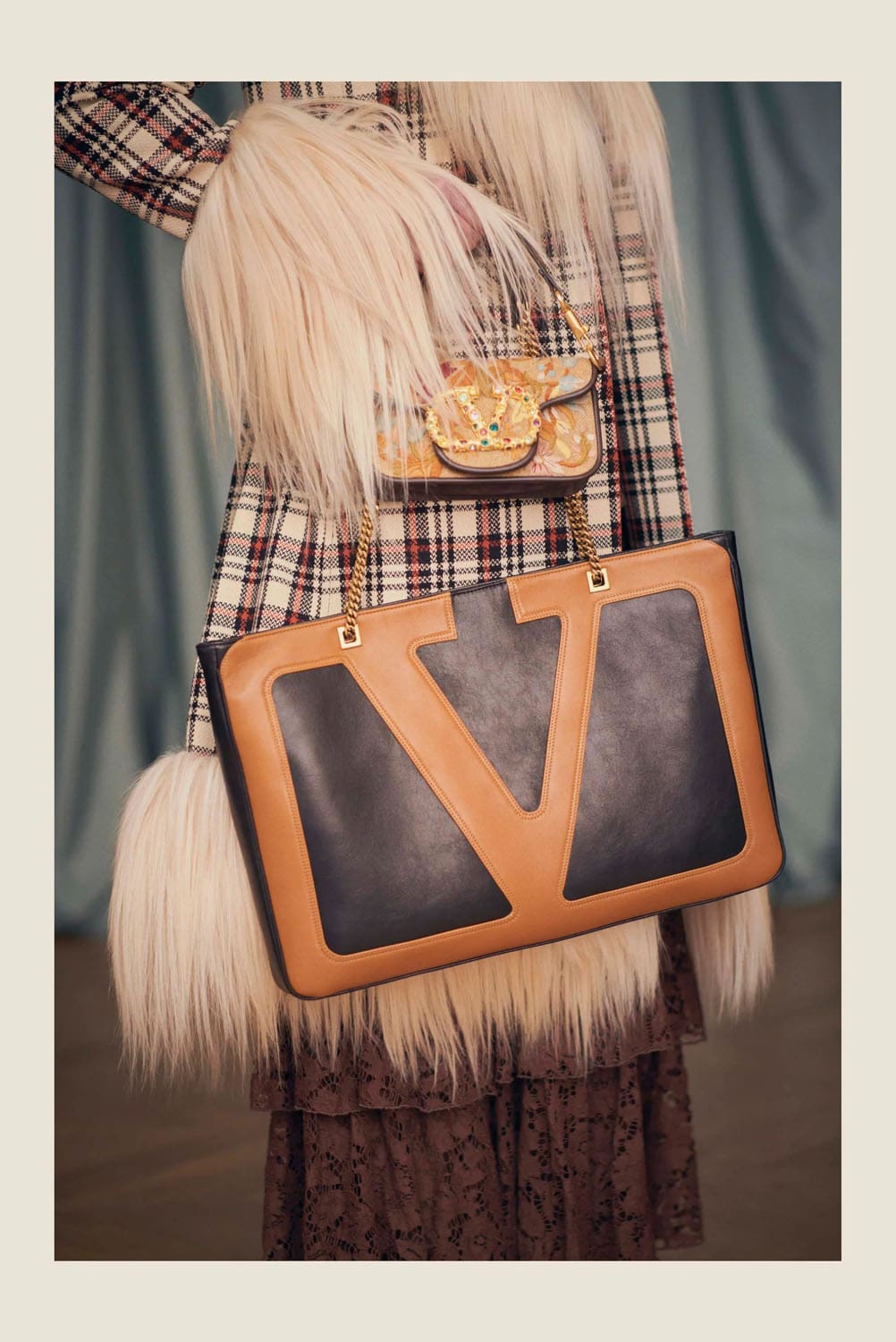 Valentino by Alessandro Michele Resort 2025 Close Up Runway Magazine (69)