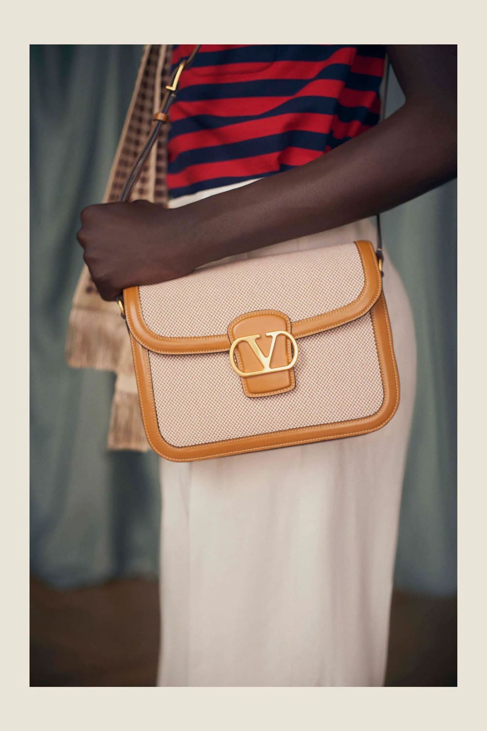 Valentino by Alessandro Michele Resort 2025 Close Up Runway Magazine (94)