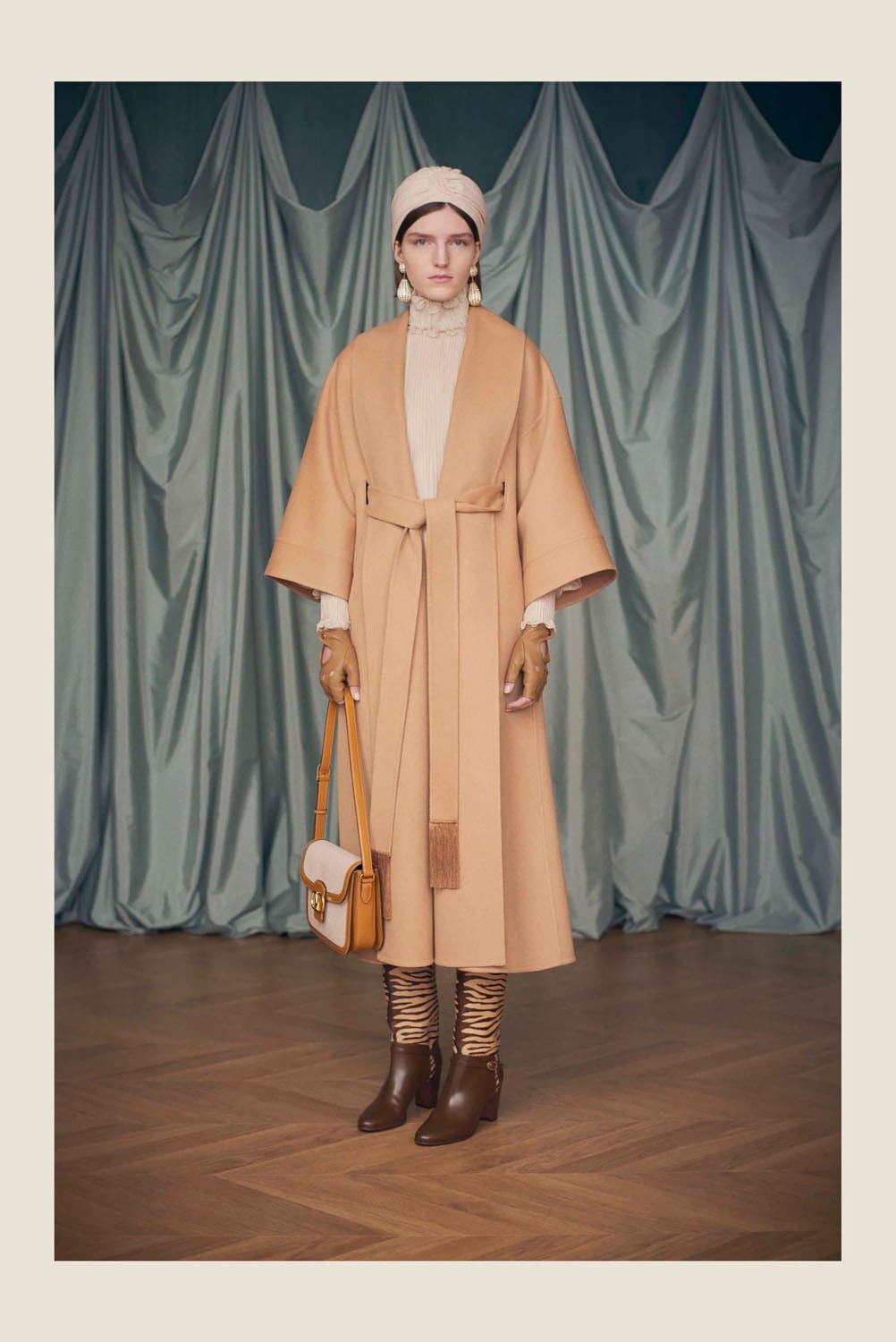 Valentino by Alessandro Michele Resort 2025 Runway Magazine (109)