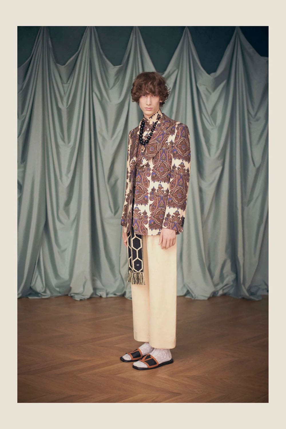 Valentino by Alessandro Michele Resort 2025 Runway Magazine (111)