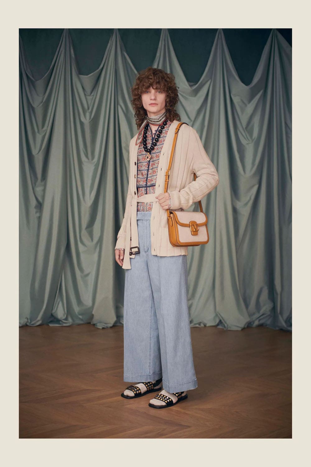 Valentino by Alessandro Michele Resort 2025 Runway Magazine (123)