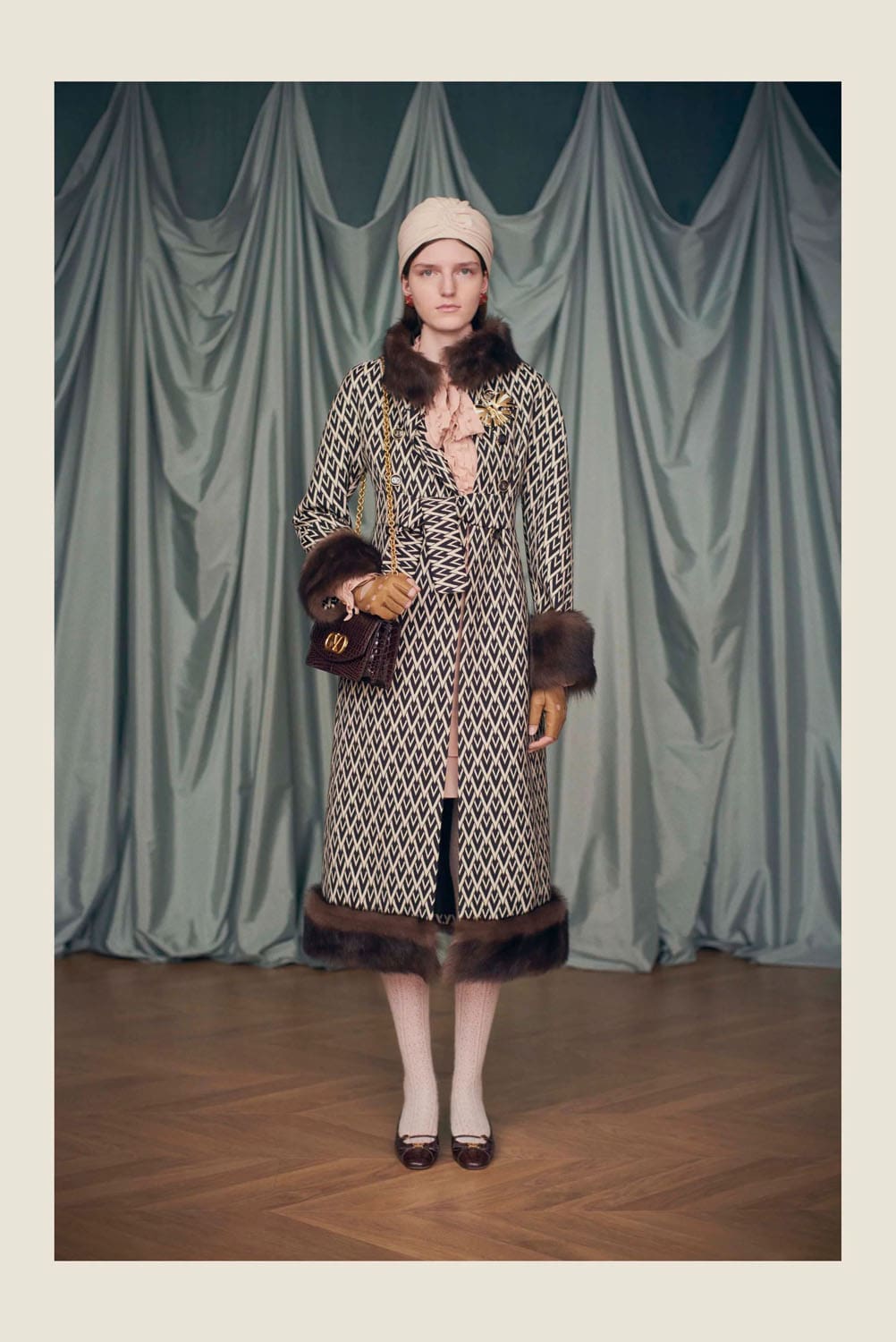 Valentino by Alessandro Michele Resort 2025 Runway Magazine (15)