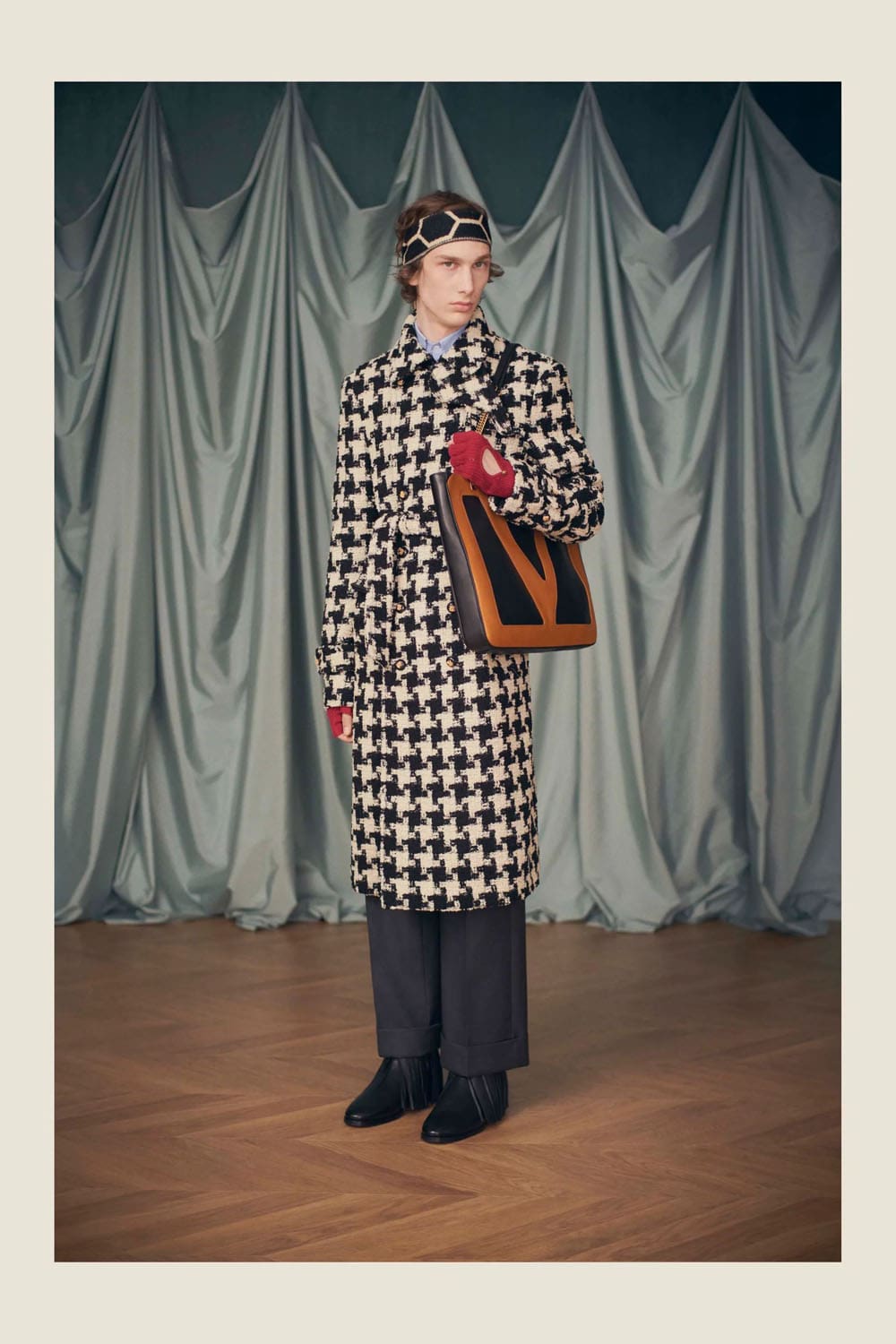 Valentino by Alessandro Michele Resort 2025 Runway Magazine (2)