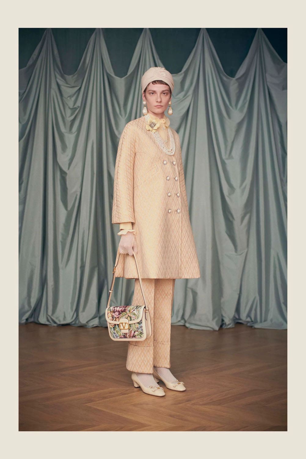 Valentino by Alessandro Michele Resort 2025 Runway Magazine (37)
