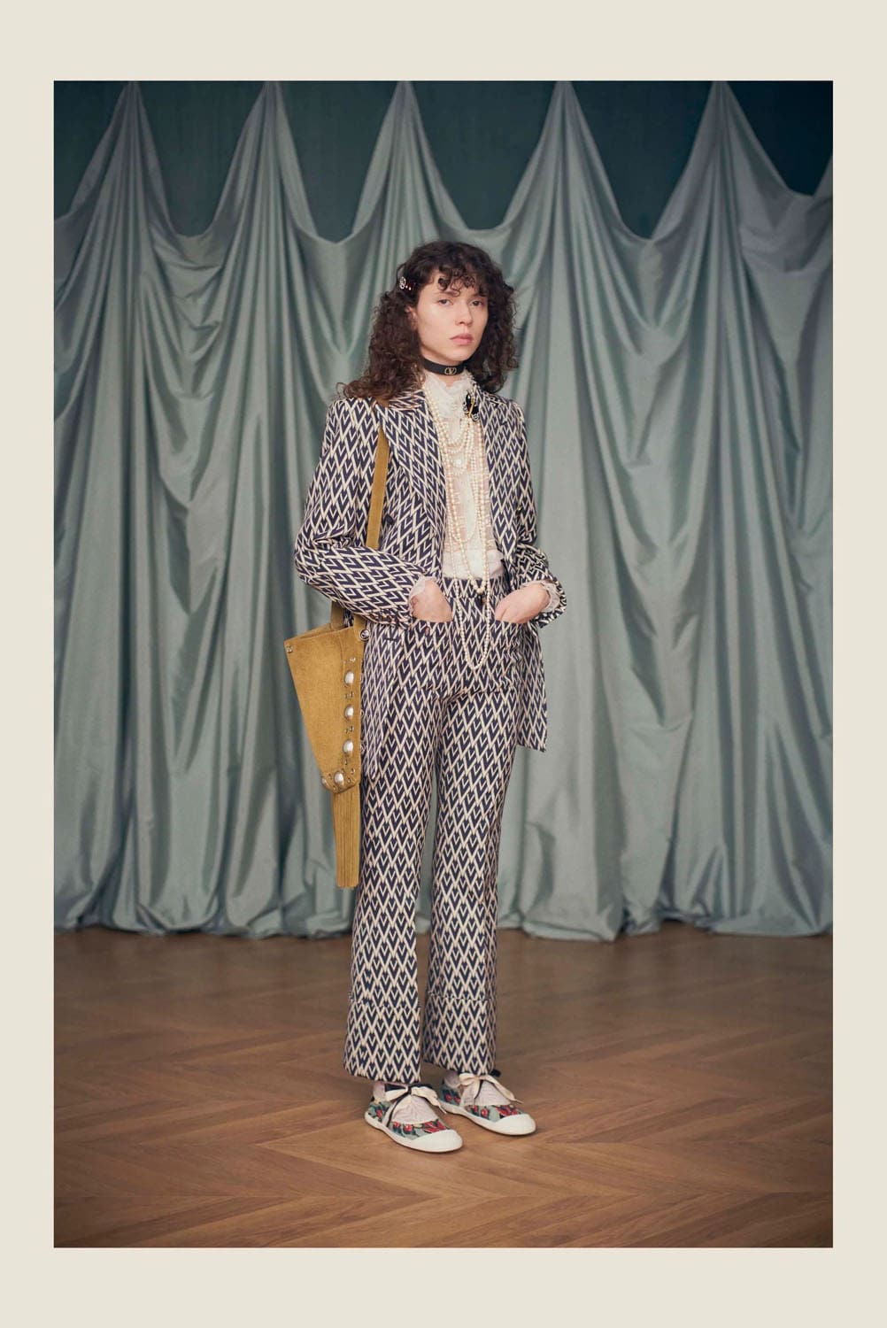 Valentino by Alessandro Michele Resort 2025 Runway Magazine (46)