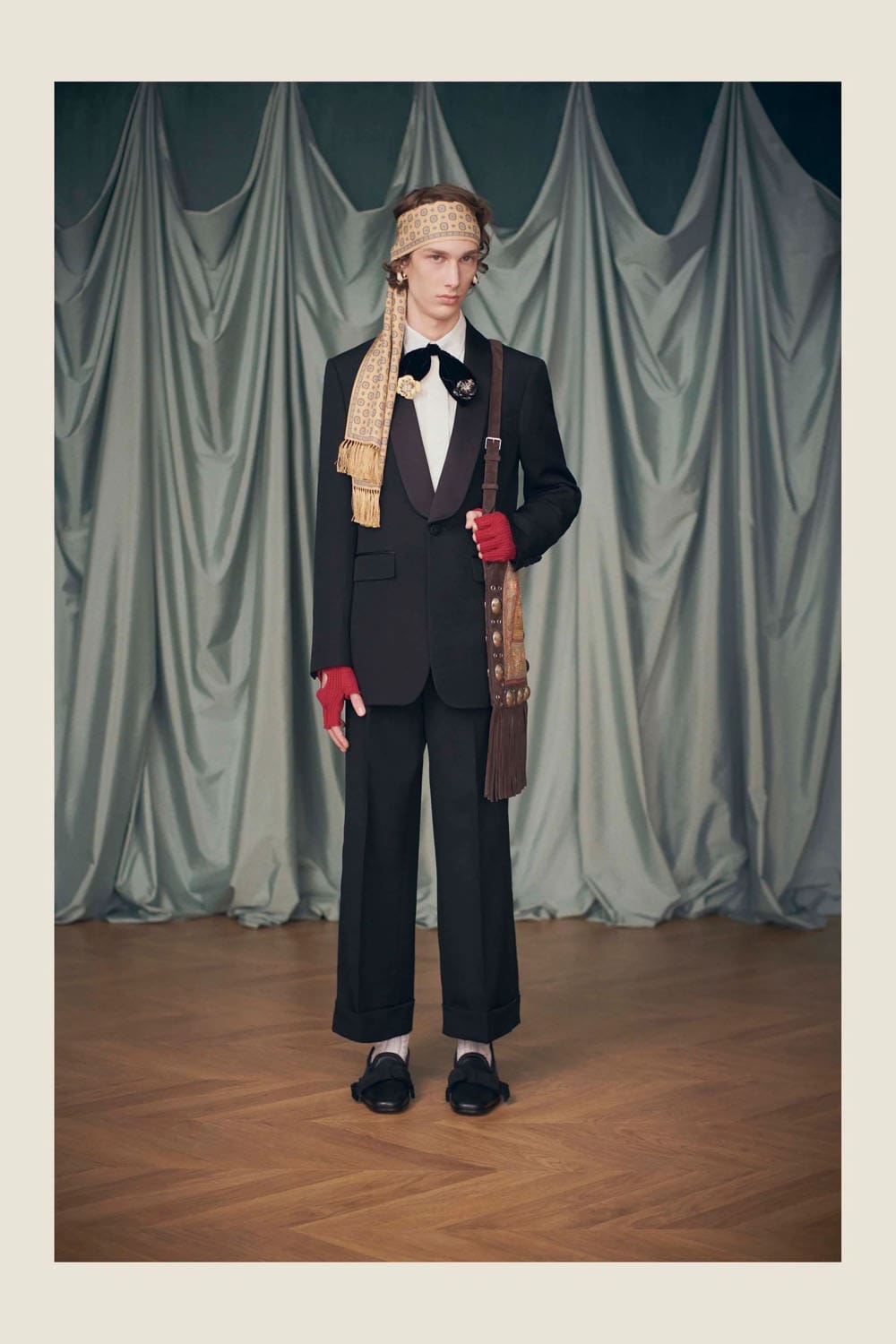 Valentino by Alessandro Michele Resort 2025 Runway Magazine (75)