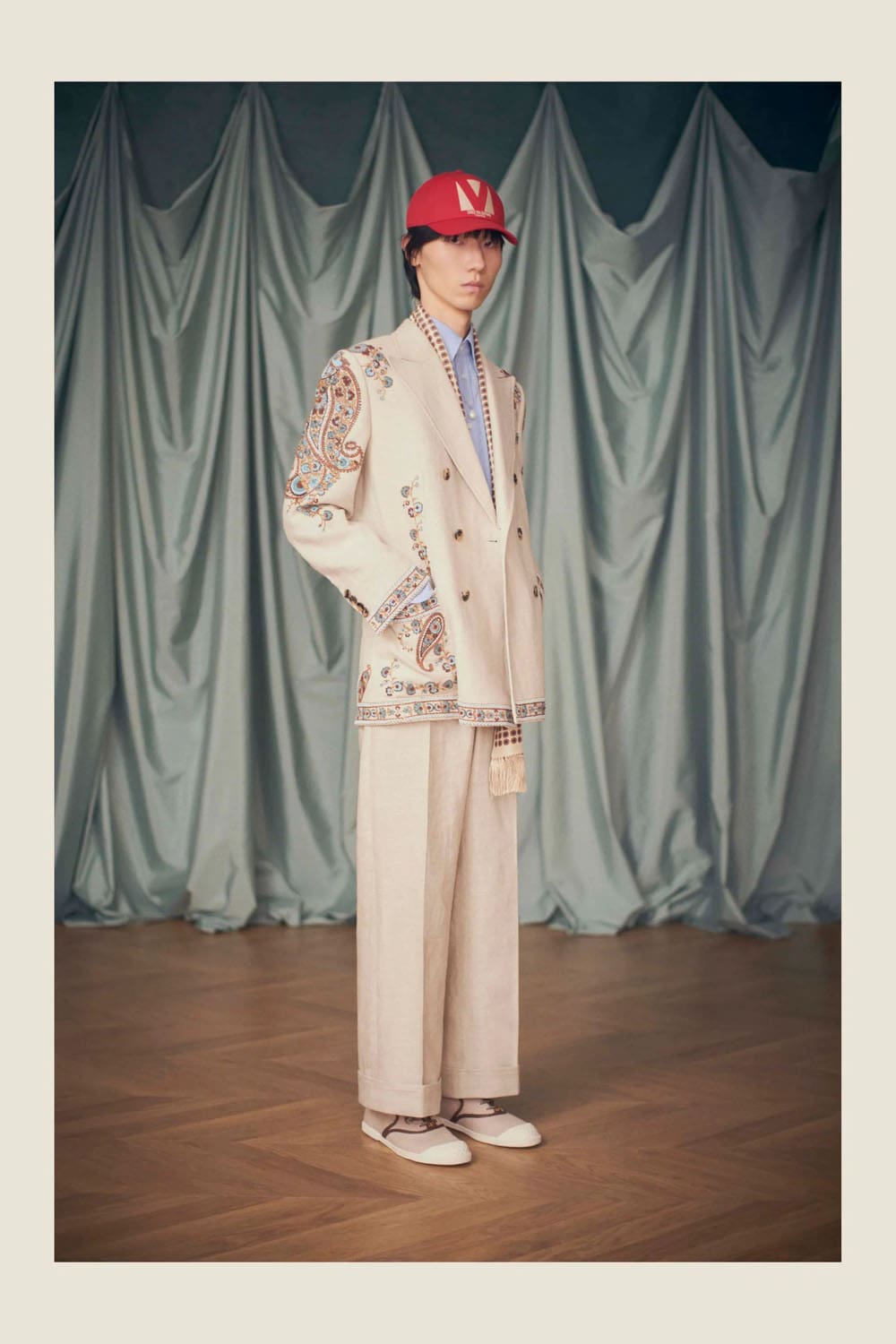 Valentino by Alessandro Michele Resort 2025 Runway Magazine (87)