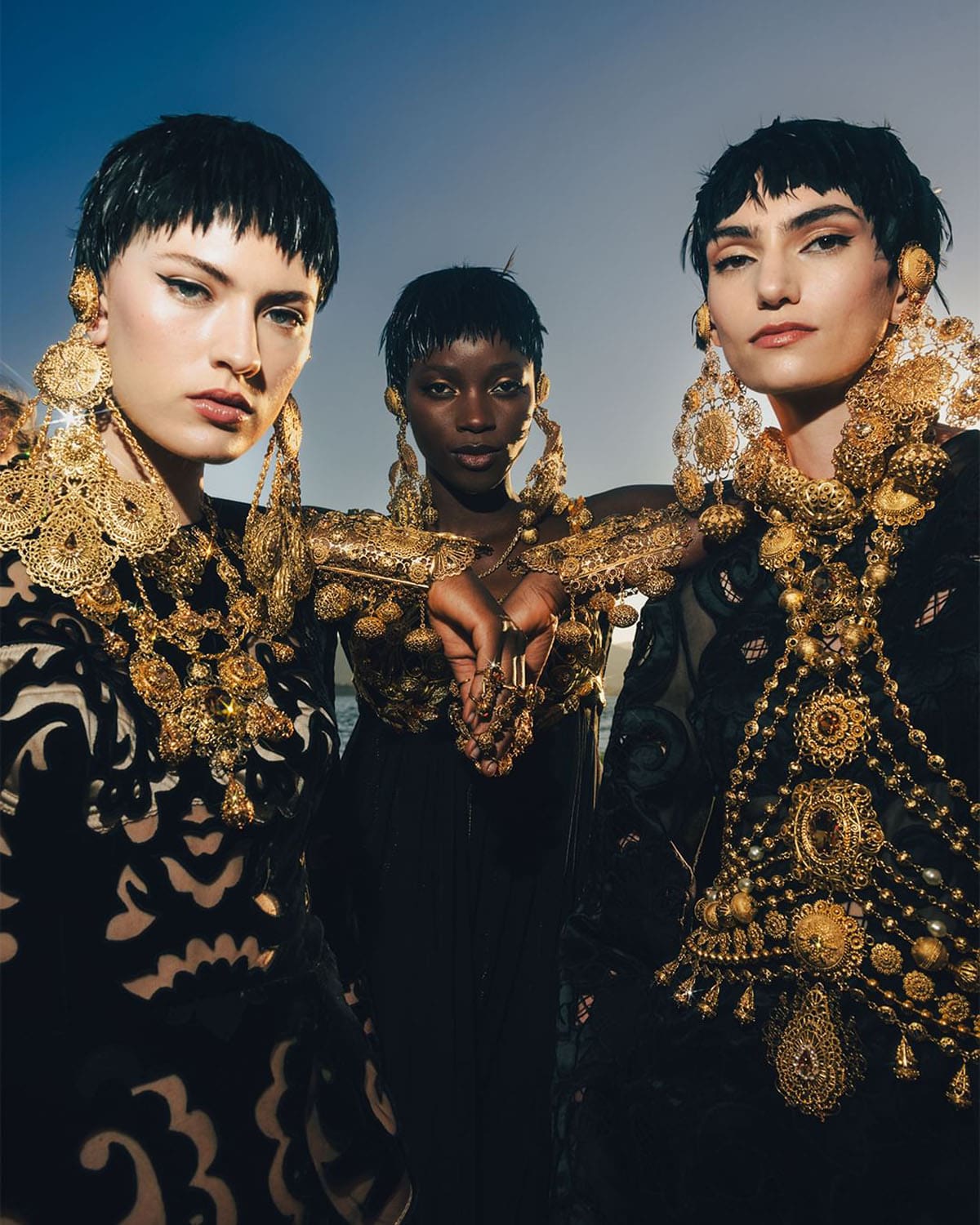 ドルチェ ガッバーナ アルタ モーダ サルデーニャ 2024 楽屋 Runway 雑誌(4)