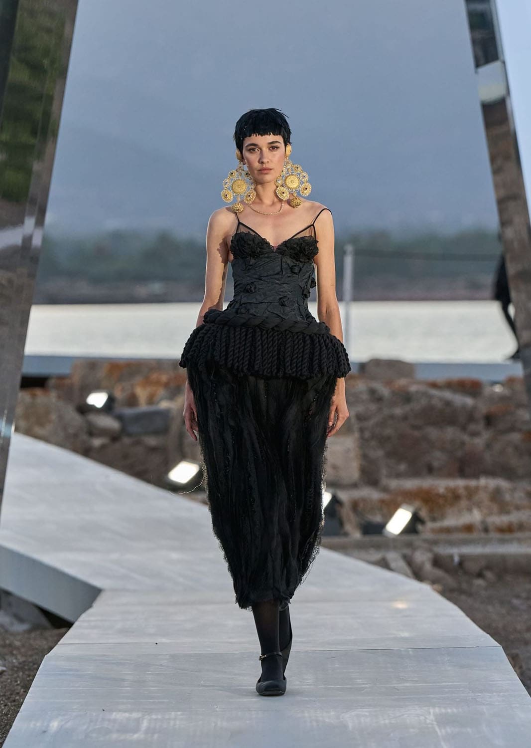 ドルチェ ガッバーナ アルタ モーダ サルデーニャ 2024 Runway 雑誌(16)