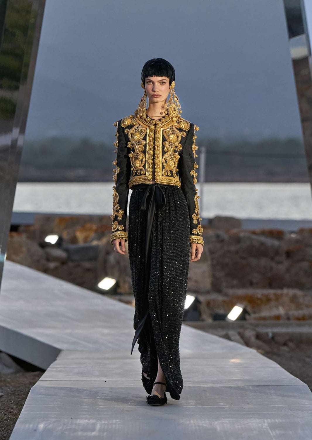 ドルチェ ガッバーナ アルタ モーダ サルデーニャ 2024 Runway 雑誌(35)