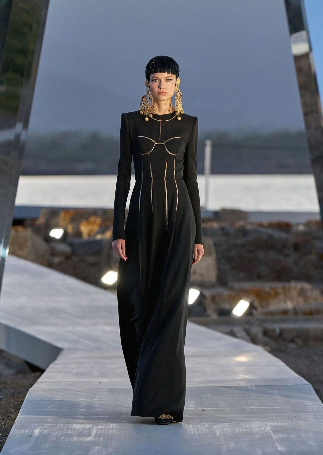 ドルチェ ガッバーナ アルタ モーダ サルデーニャ 2024 Runway 雑誌(36)