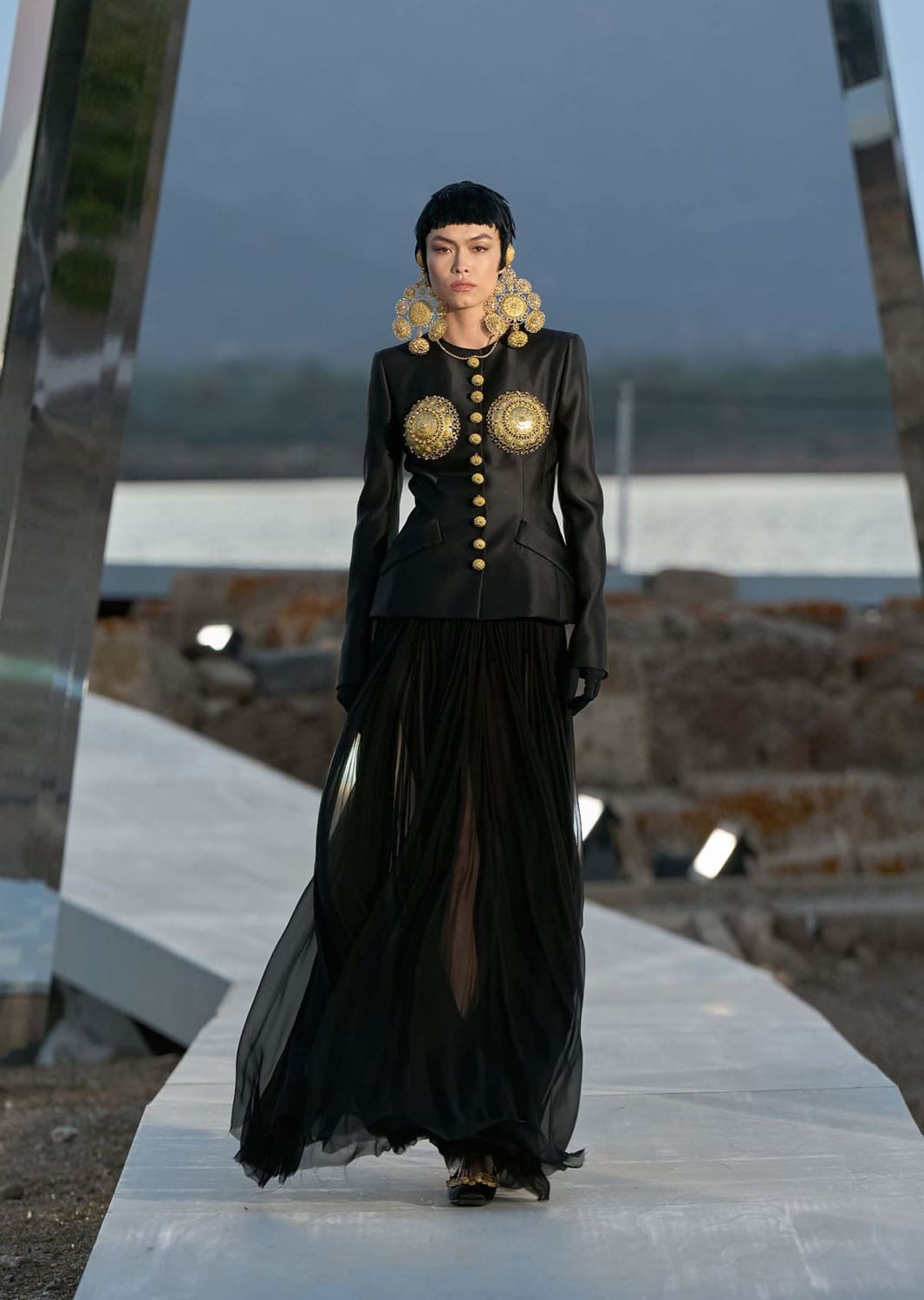 ドルチェ ガッバーナ アルタ モーダ サルデーニャ 2024 Runway 雑誌(39)