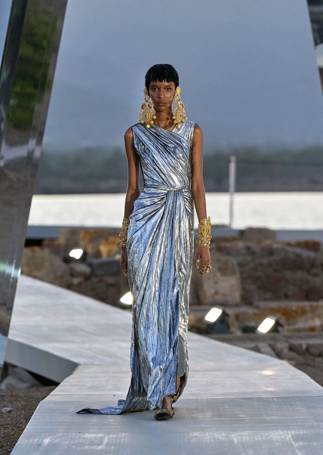 ドルチェ ガッバーナ アルタ モーダ サルデーニャ 2024 Runway 雑誌(40)