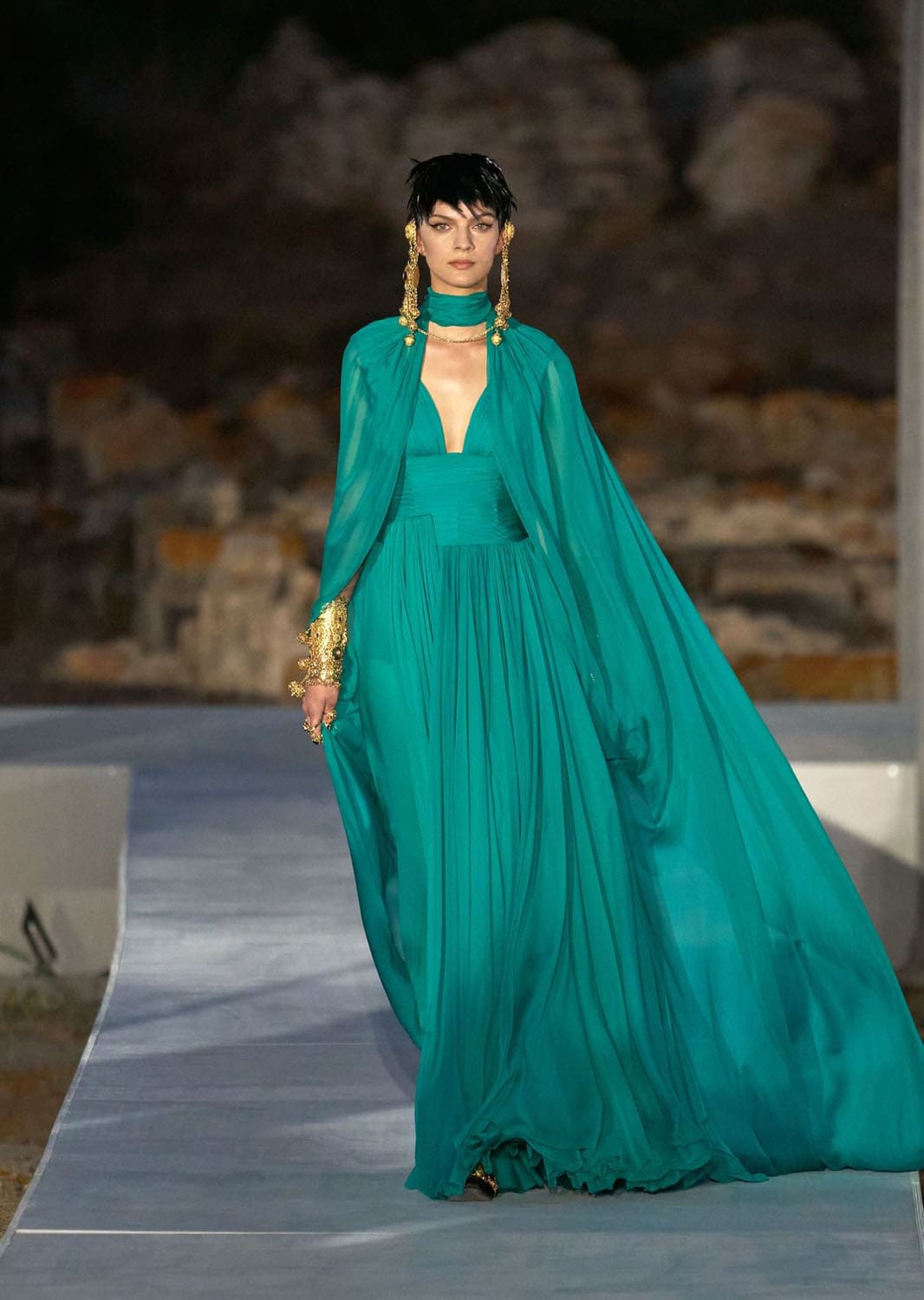 ドルチェ ガッバーナ アルタ モーダ サルデーニャ 2024 Runway 雑誌(43)