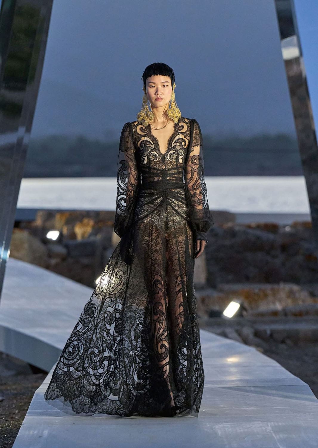 ドルチェ ガッバーナ アルタ モーダ サルデーニャ 2024 Runway 雑誌(45)
