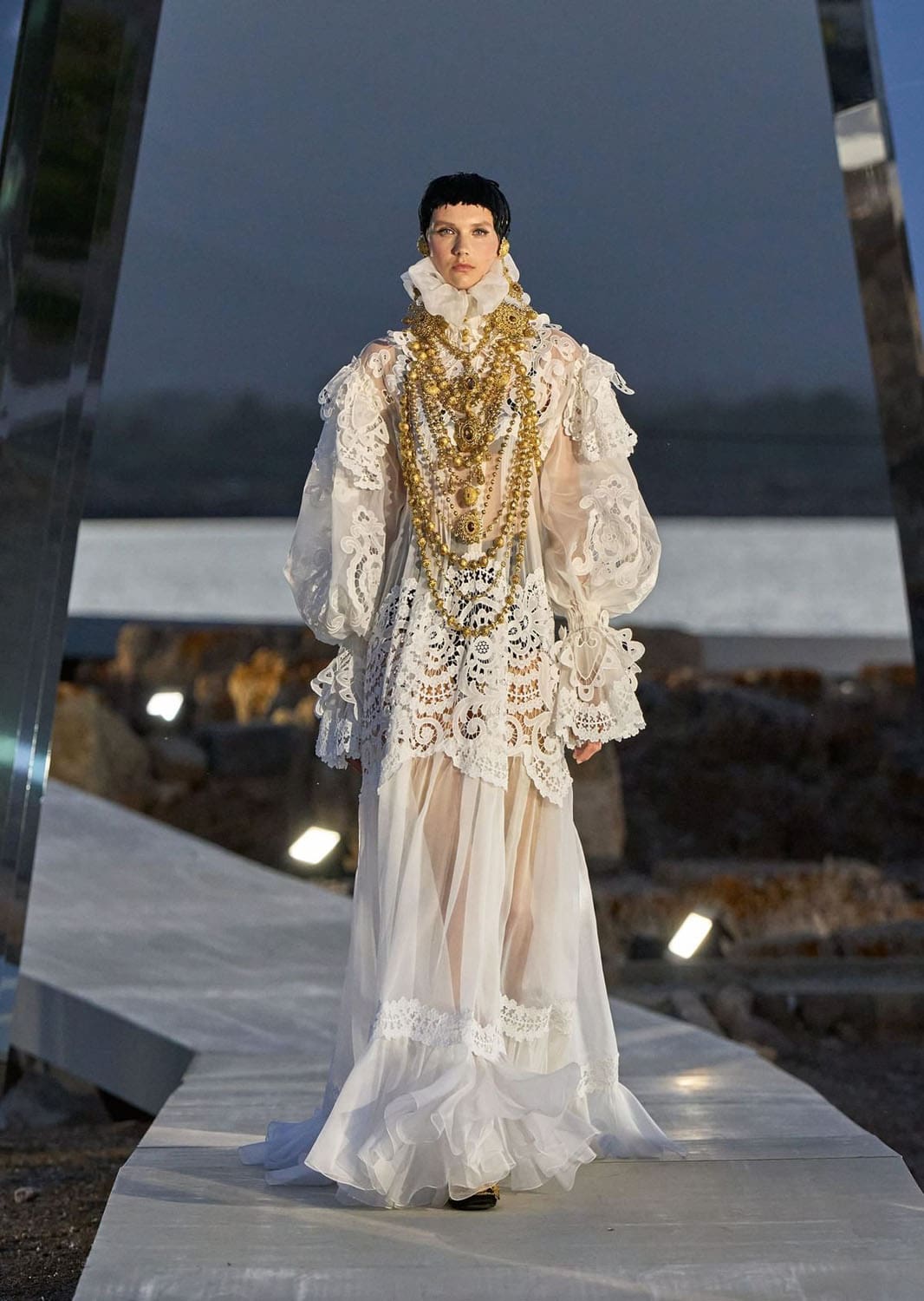 ドルチェ ガッバーナ アルタ モーダ サルデーニャ 2024 Runway 雑誌(67)
