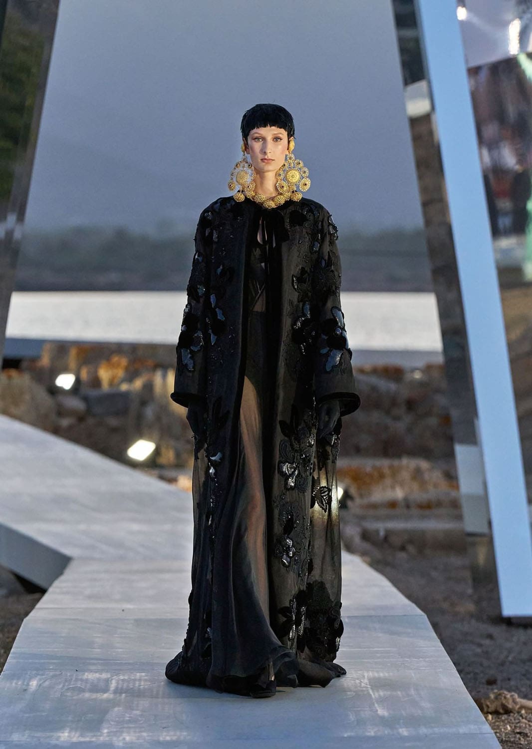 ドルチェ ガッバーナ アルタ モーダ サルデーニャ 2024 Runway 雑誌(72)
