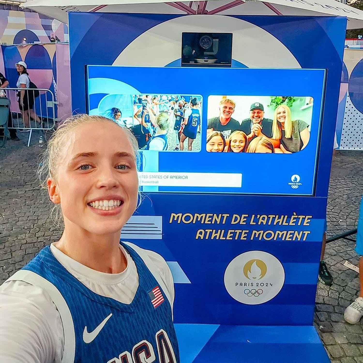 オリンピックでの12人のアスリートの瞬間共有勝利ライブビデオモニター 2024 パリ
