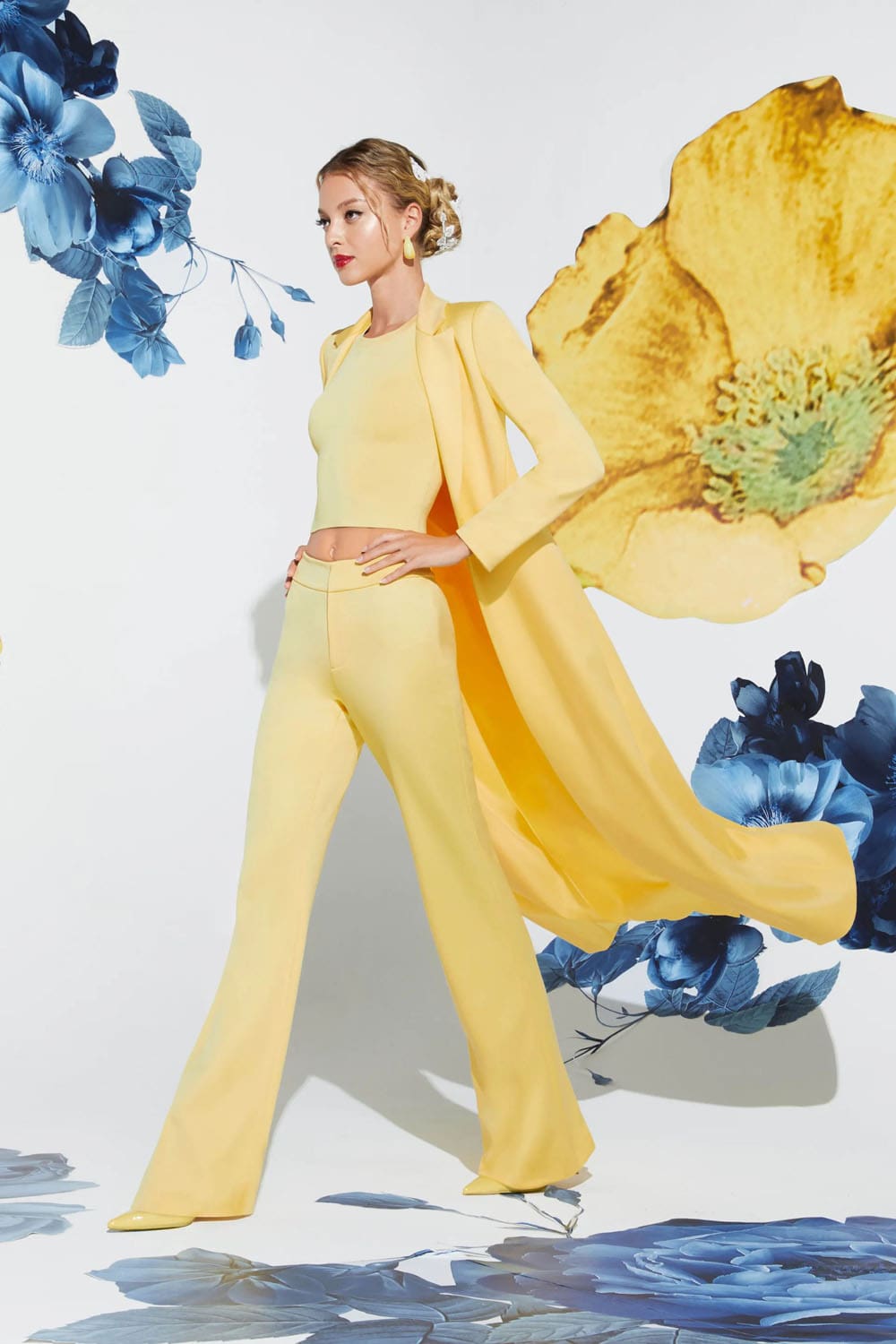 アリス・オリビア 2025 Runway 雑誌(2)