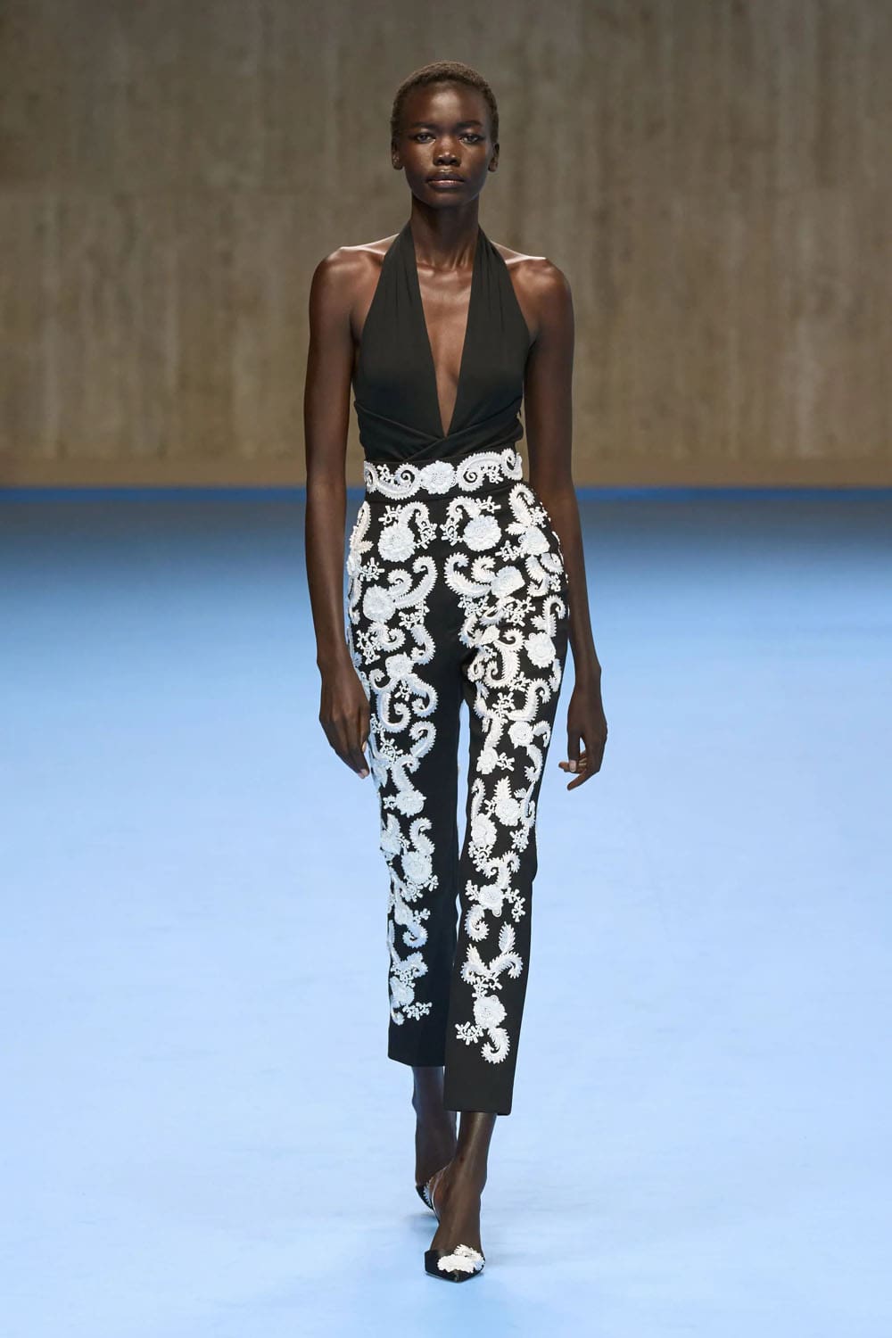 Carolina Herrera Frühling Sommer 2025 New York Runway Magazin (10)