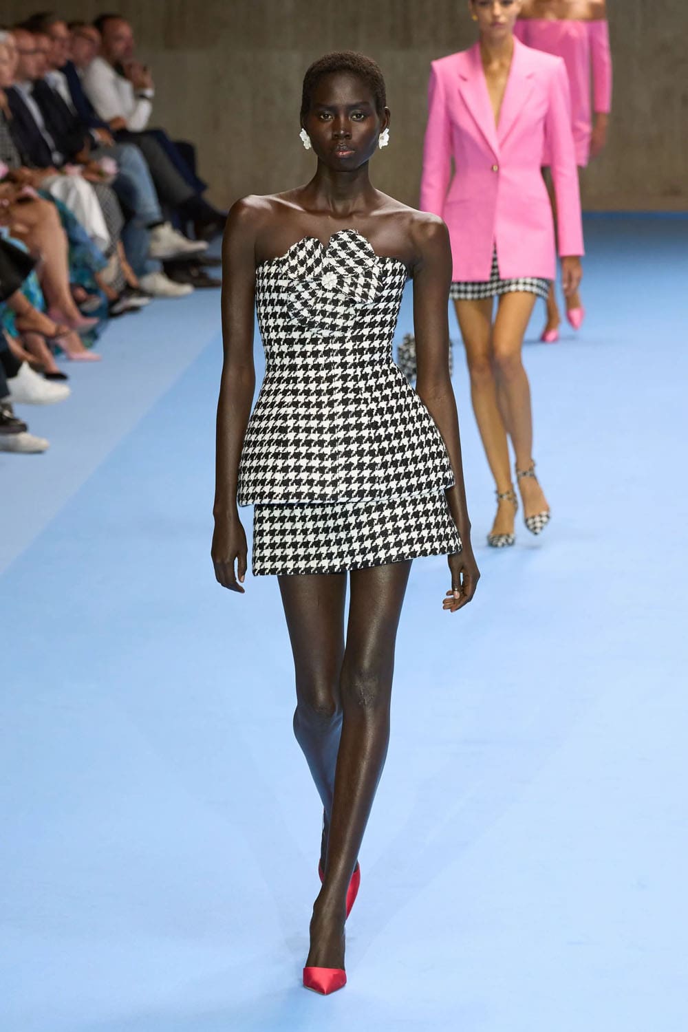 Carolina Herrera Frühling Sommer 2025 New York Runway Magazin (30)
