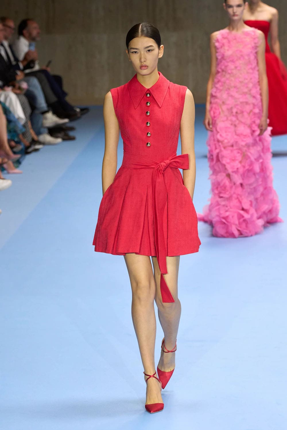 Carolina Herrera Frühling Sommer 2025 New York Runway Magazin (39)