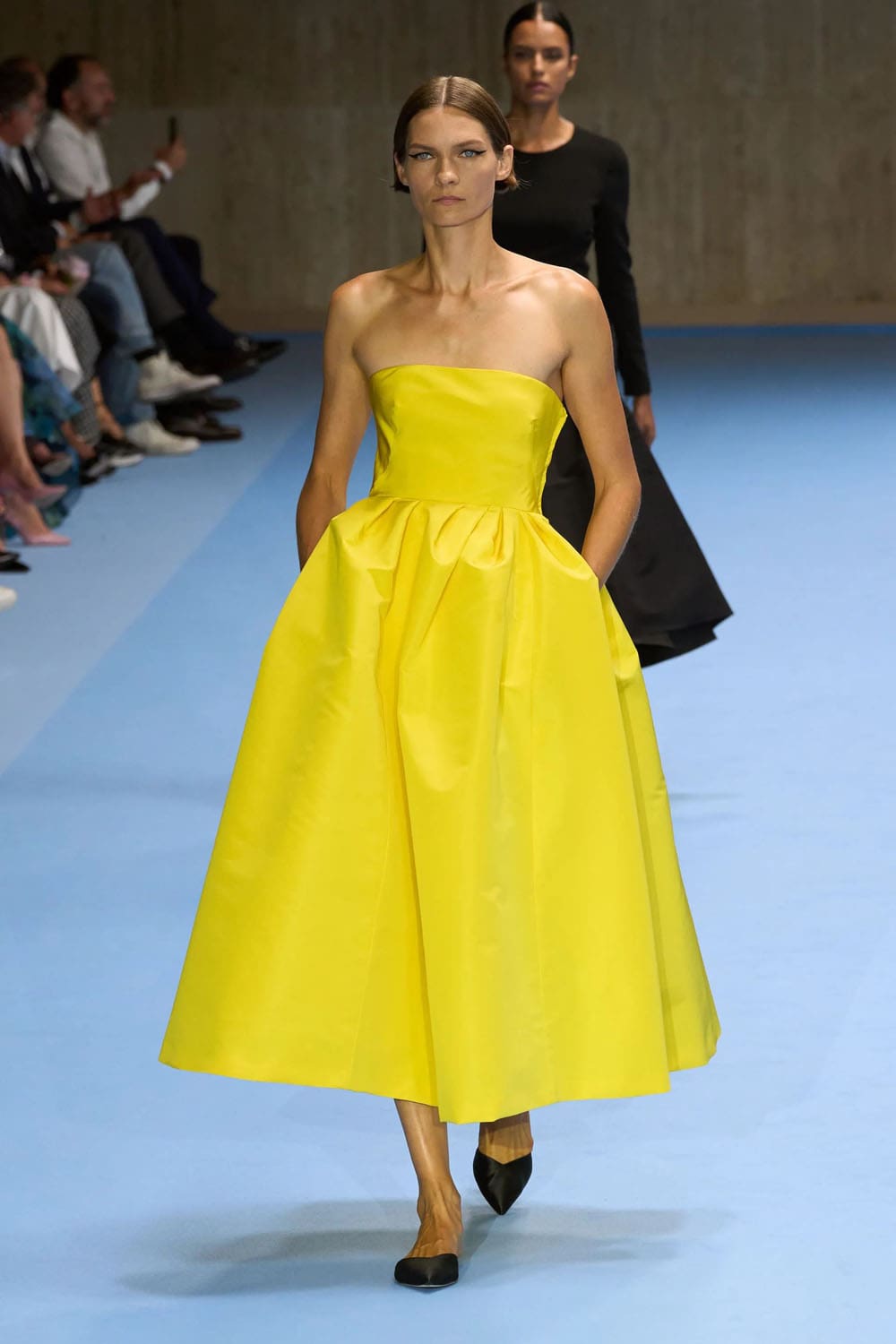 Carolina Herrera Frühling Sommer 2025 New York Runway Magazin (57)