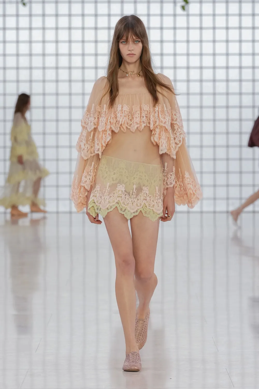 Chloé Primavera Estate 2025 Runway Magazine (29)