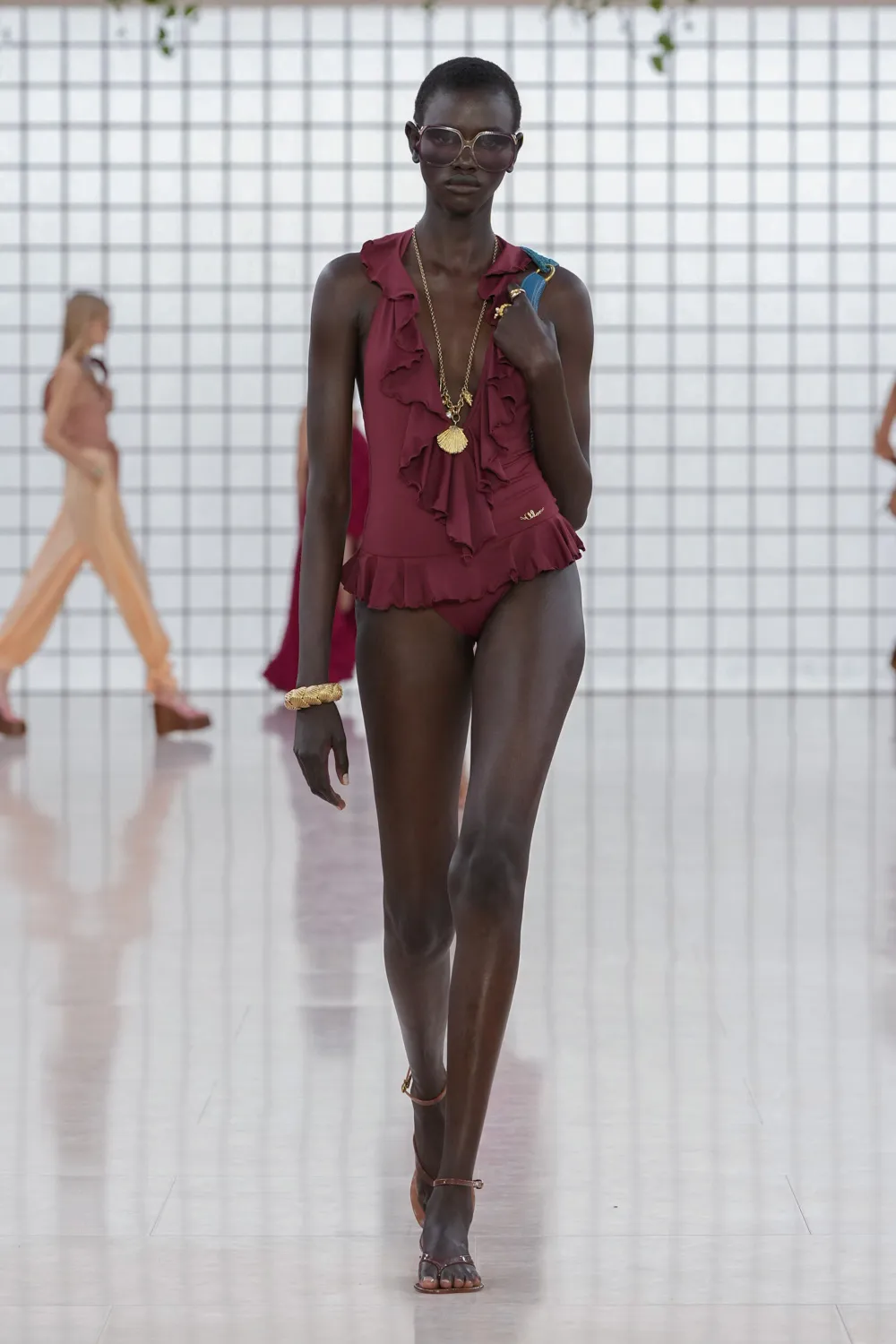 Chloé Primavera Estate 2025 Runway Magazine (48)