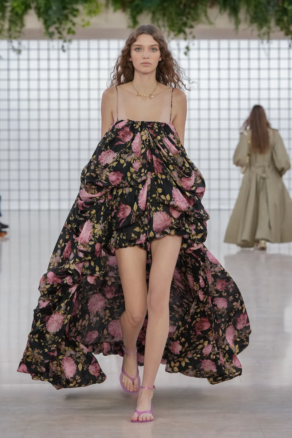 Chloé Primavera Estate 2025 Runway Magazine (52)