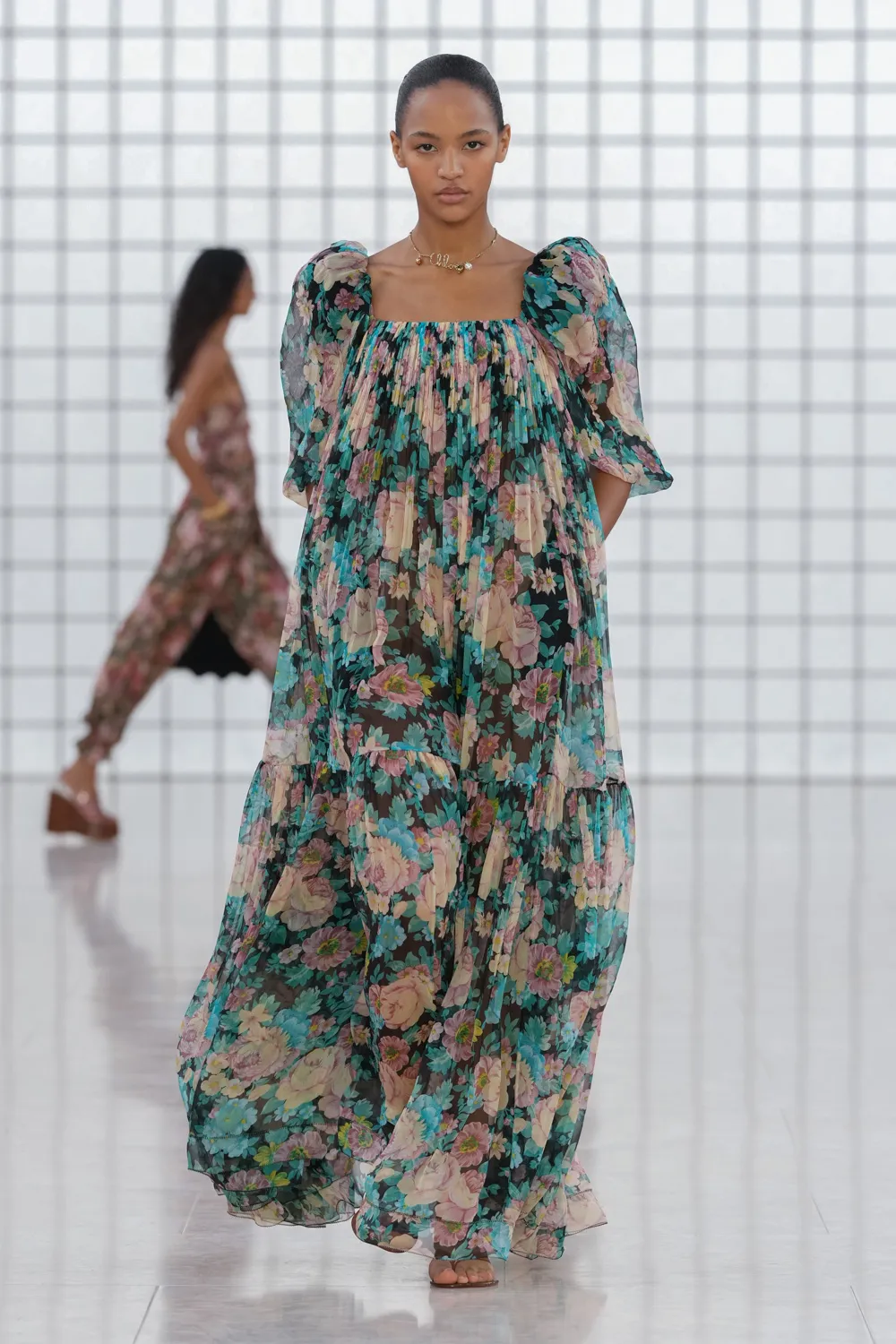 Chloé Primavera Estate 2025 Runway Magazine (58)