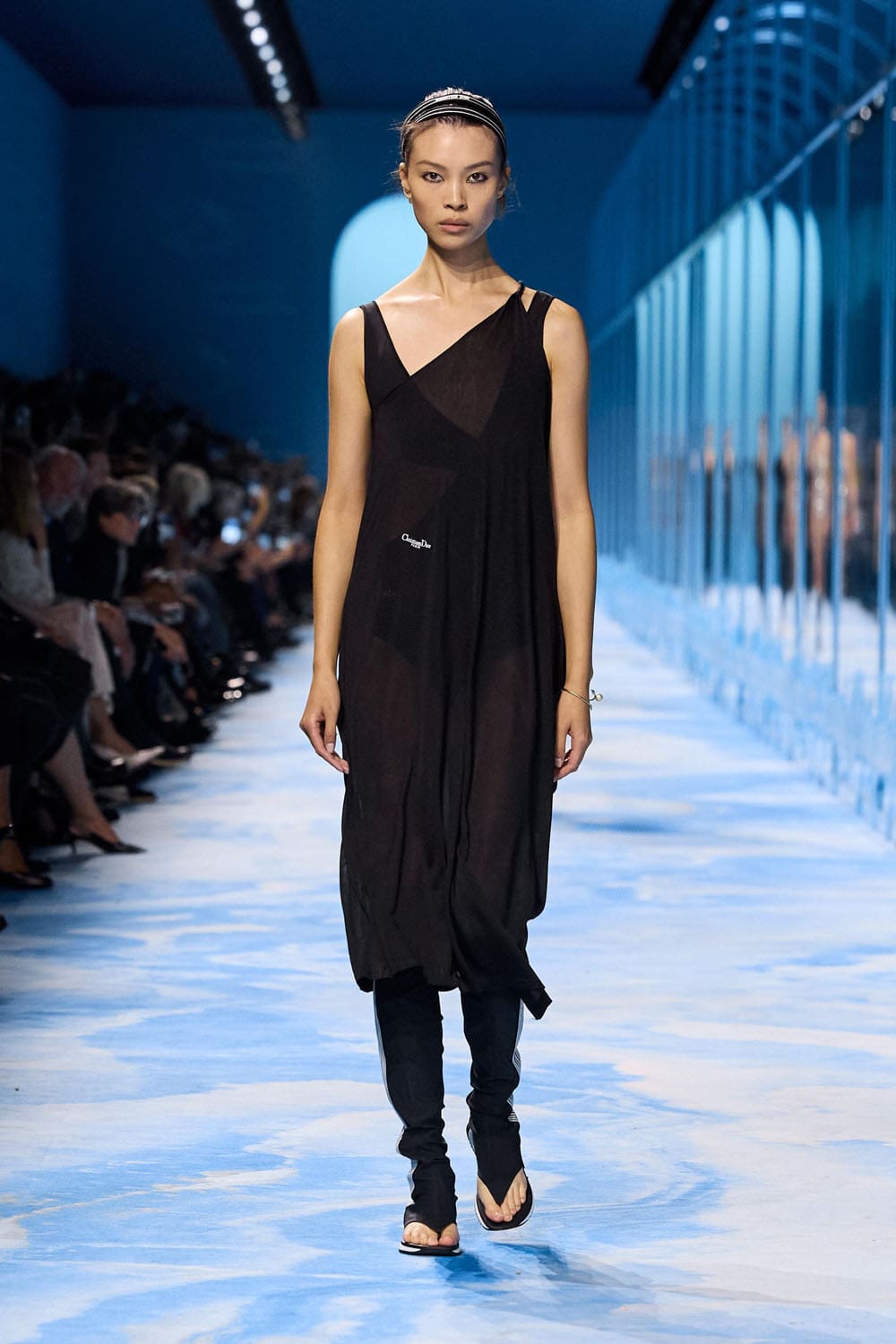 迪奥 2025 春夏系列 Runway 杂志（12）