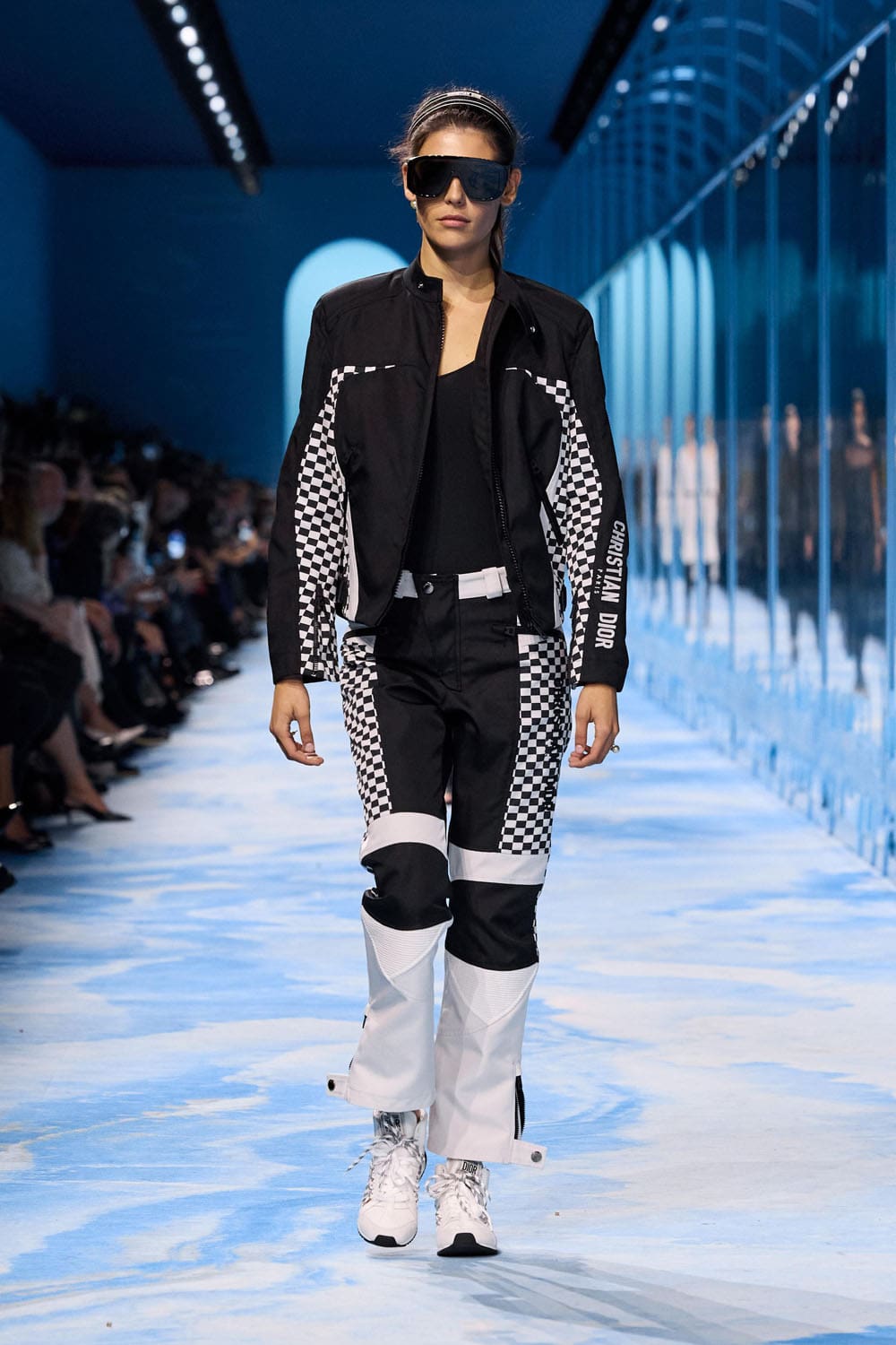 迪奥 2025 春夏系列 Runway 杂志（32）
