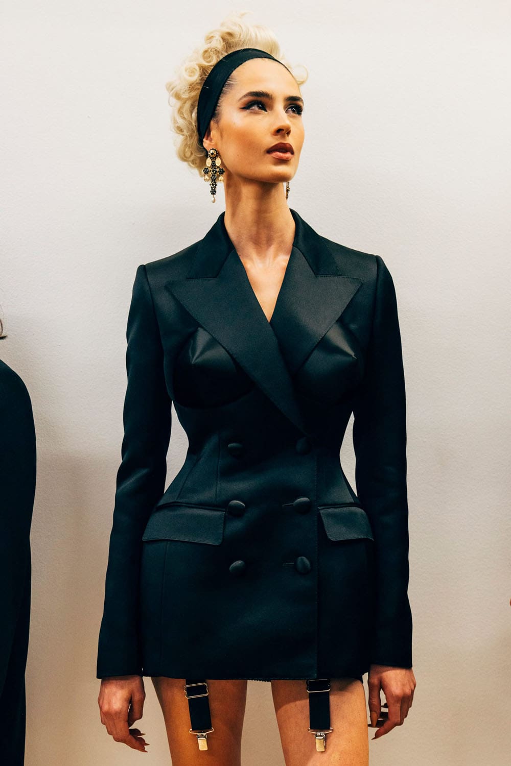 杜嘉班纳(Dolce Gabbana)2025年春夏 Runway 幕后花絮 (12)